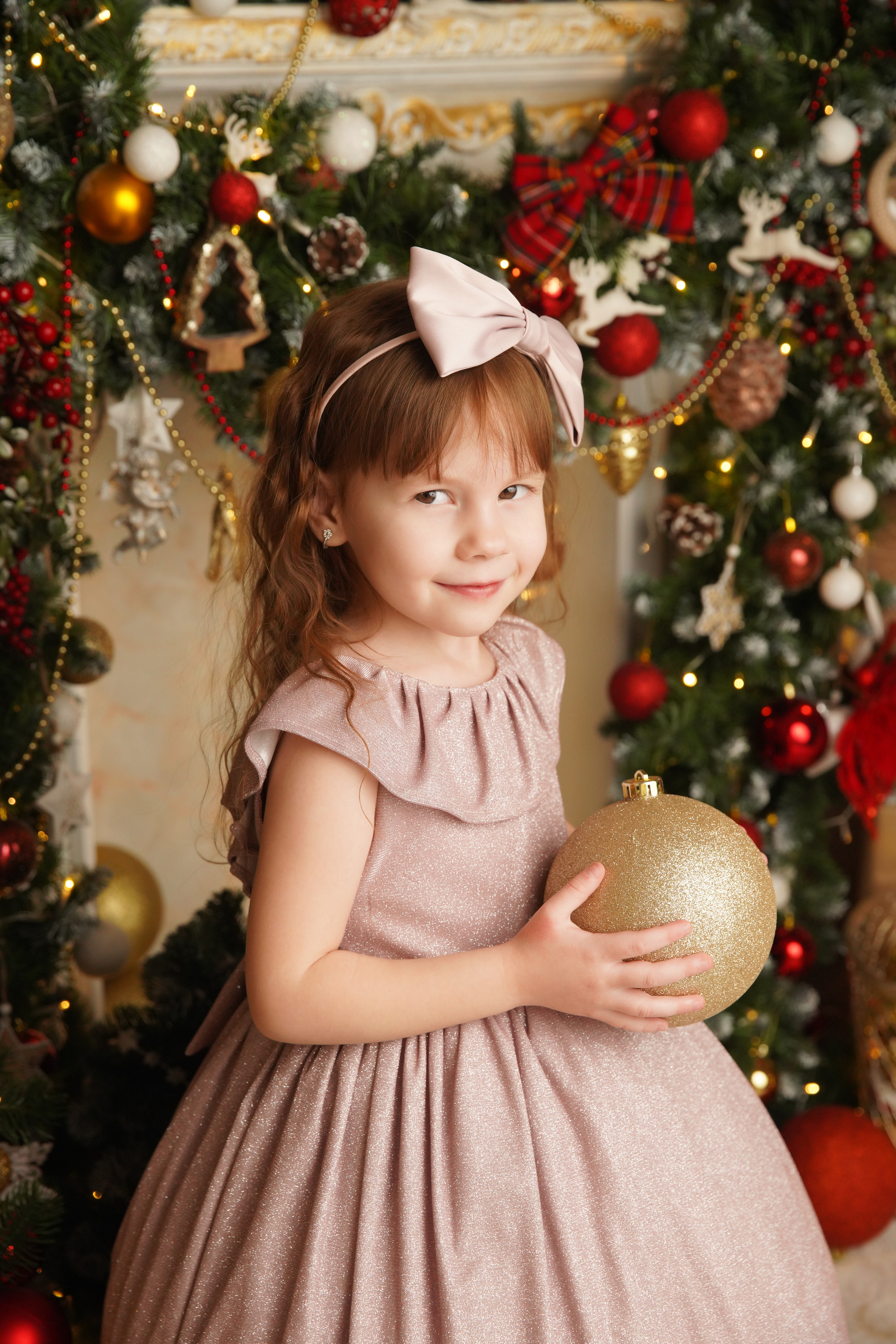 Новогодняя фотосессия. Фотограф новорожденных. Семейный и детский фотограф в городе Сургуте