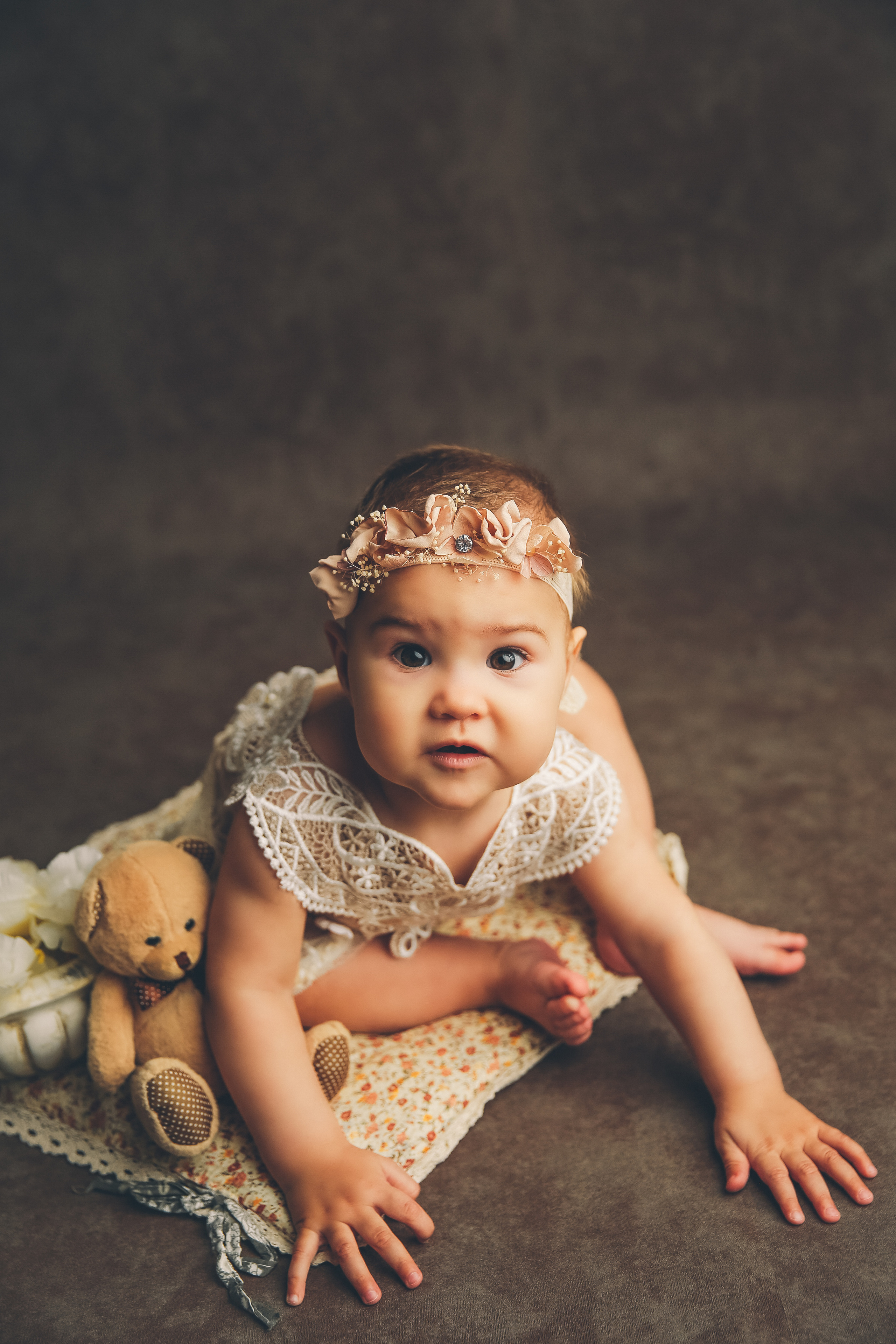 Эпоха Возрождения. Фотограф новорожденных. Семейный и детский фотограф в городе Сургуте