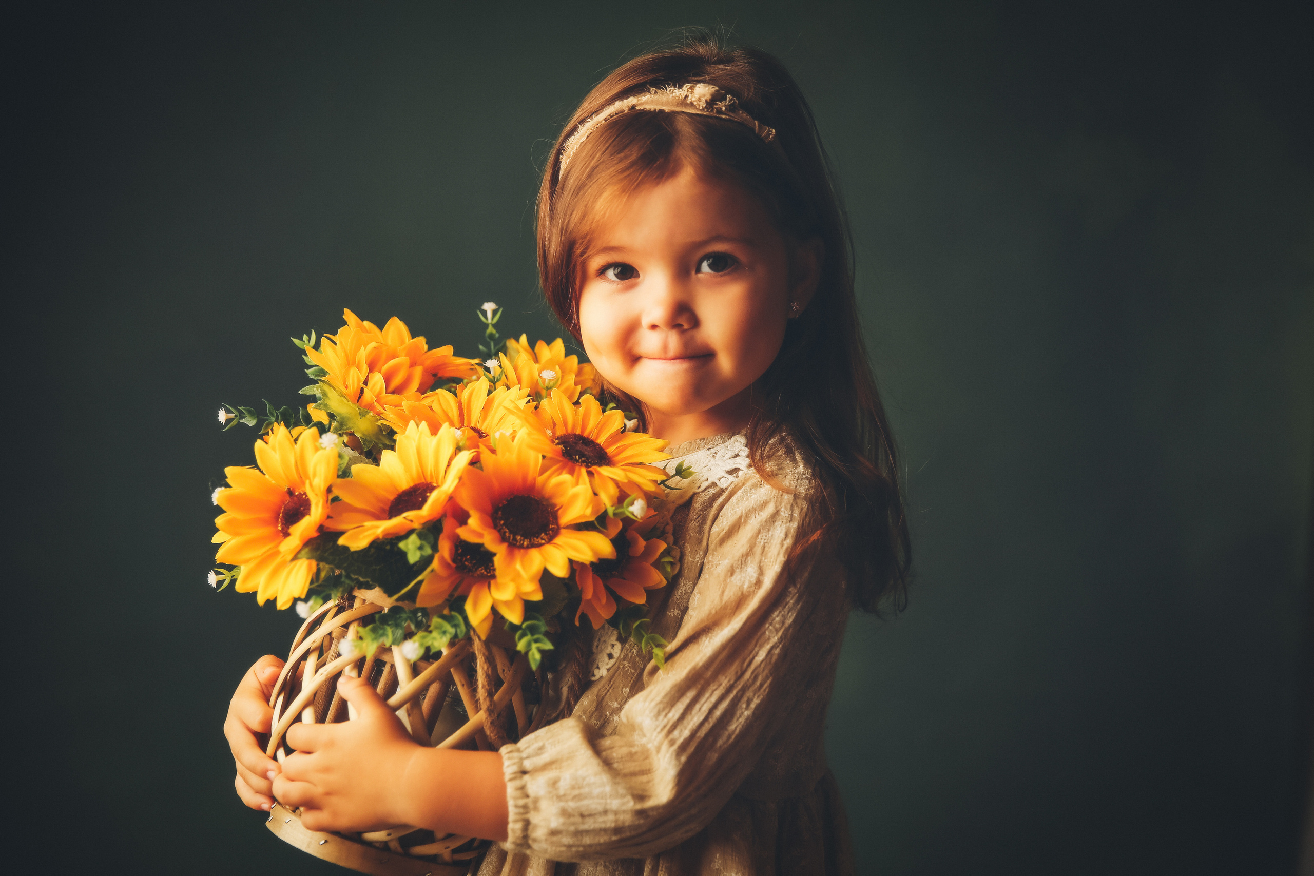Эпоха Возрождения. Фотограф новорожденных. Семейный и детский фотограф в городе Сургуте