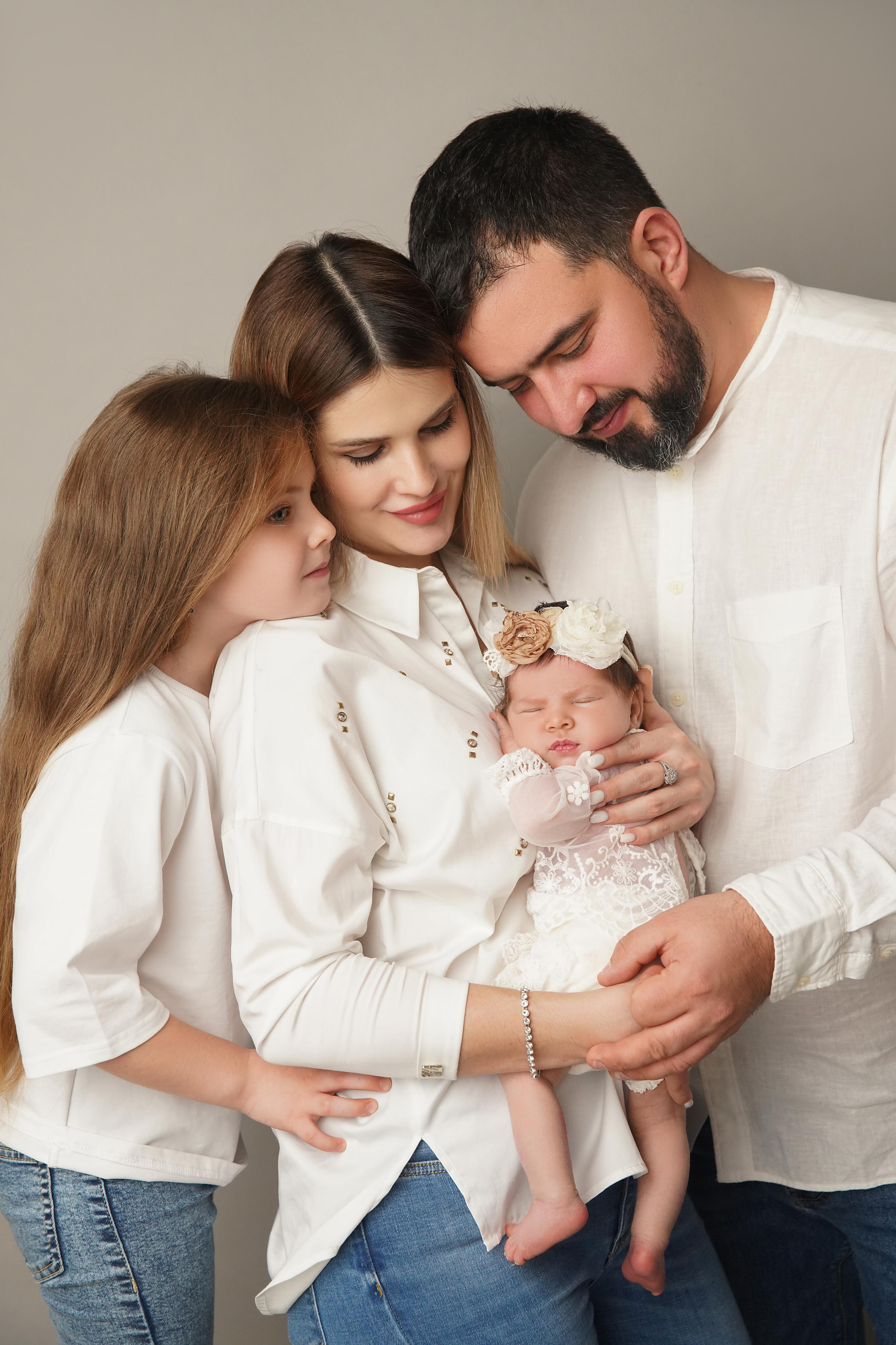 Альбом: Семейные. Фотограф новорожденных. Семейный и детский фотограф в городе Сургуте