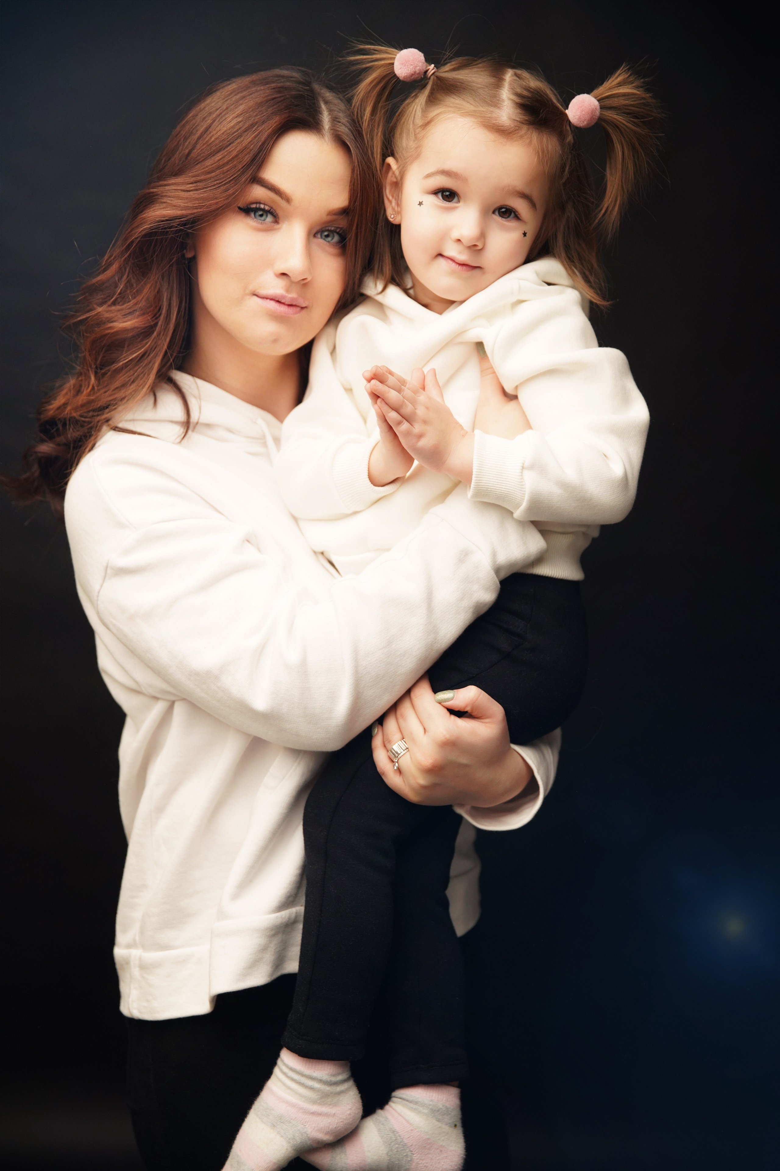 Женский портрет. Фотограф новорожденных. Семейный и детский фотограф в городе Сургуте