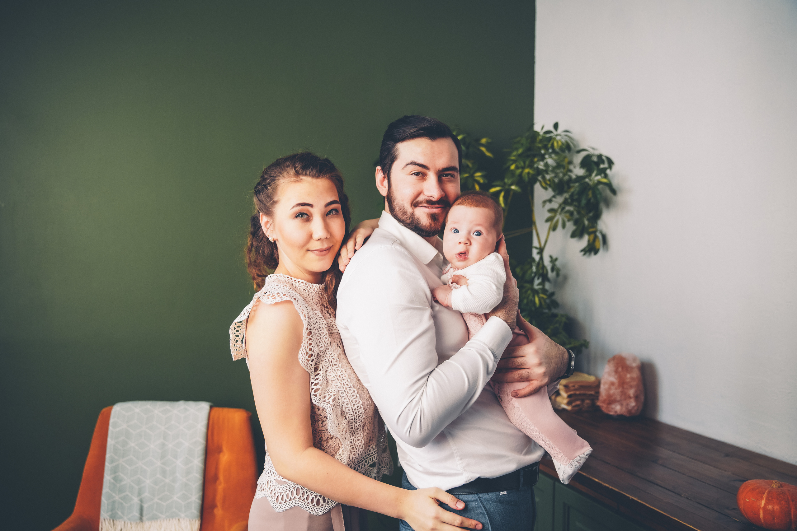 Фотосессия в интерьере. Фотограф новорожденных. Семейный и детский фотограф в городе Сургуте