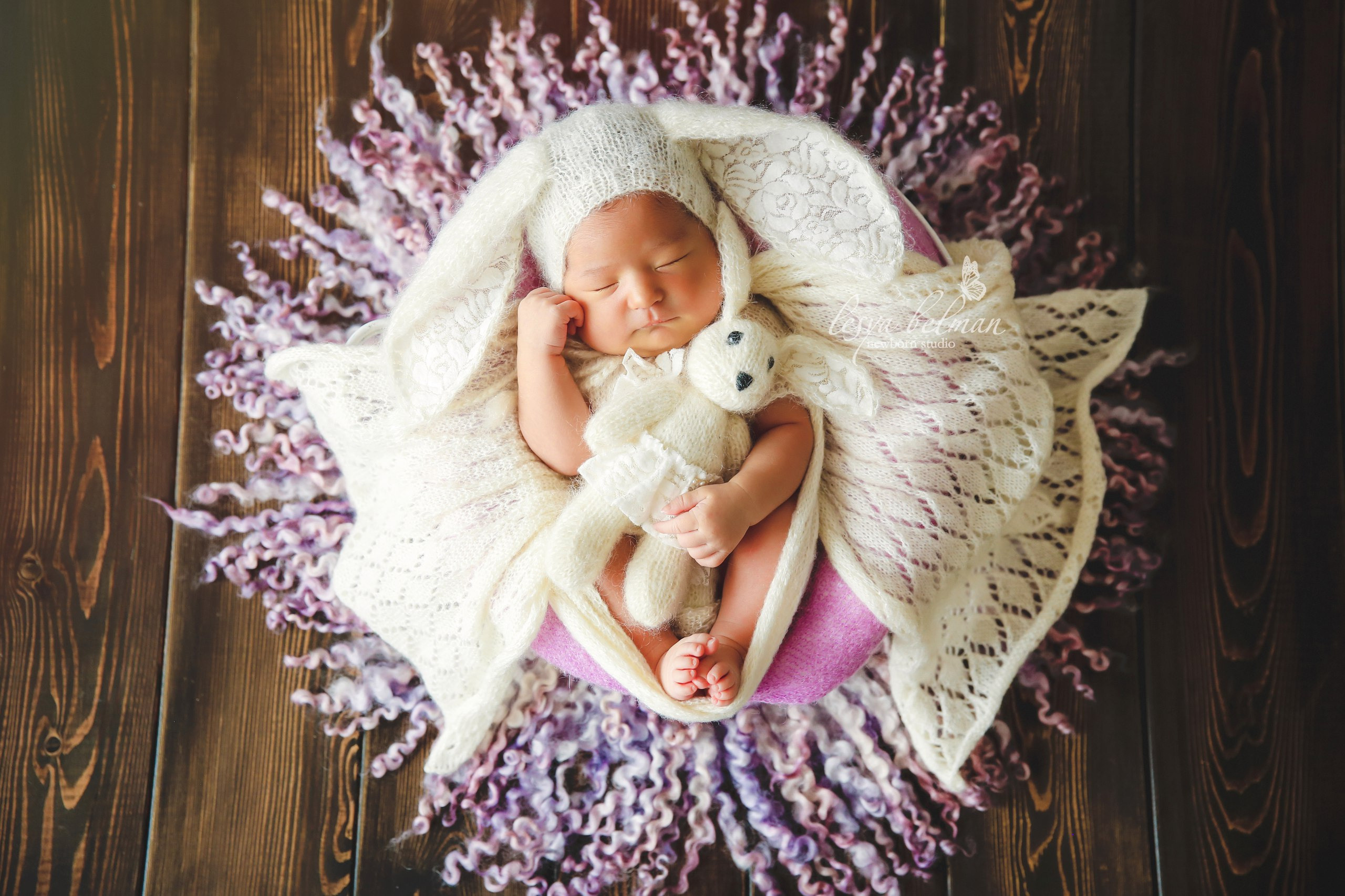 Newborm начало. Фотограф новорожденных. Семейный и детский фотограф в городе Сургуте