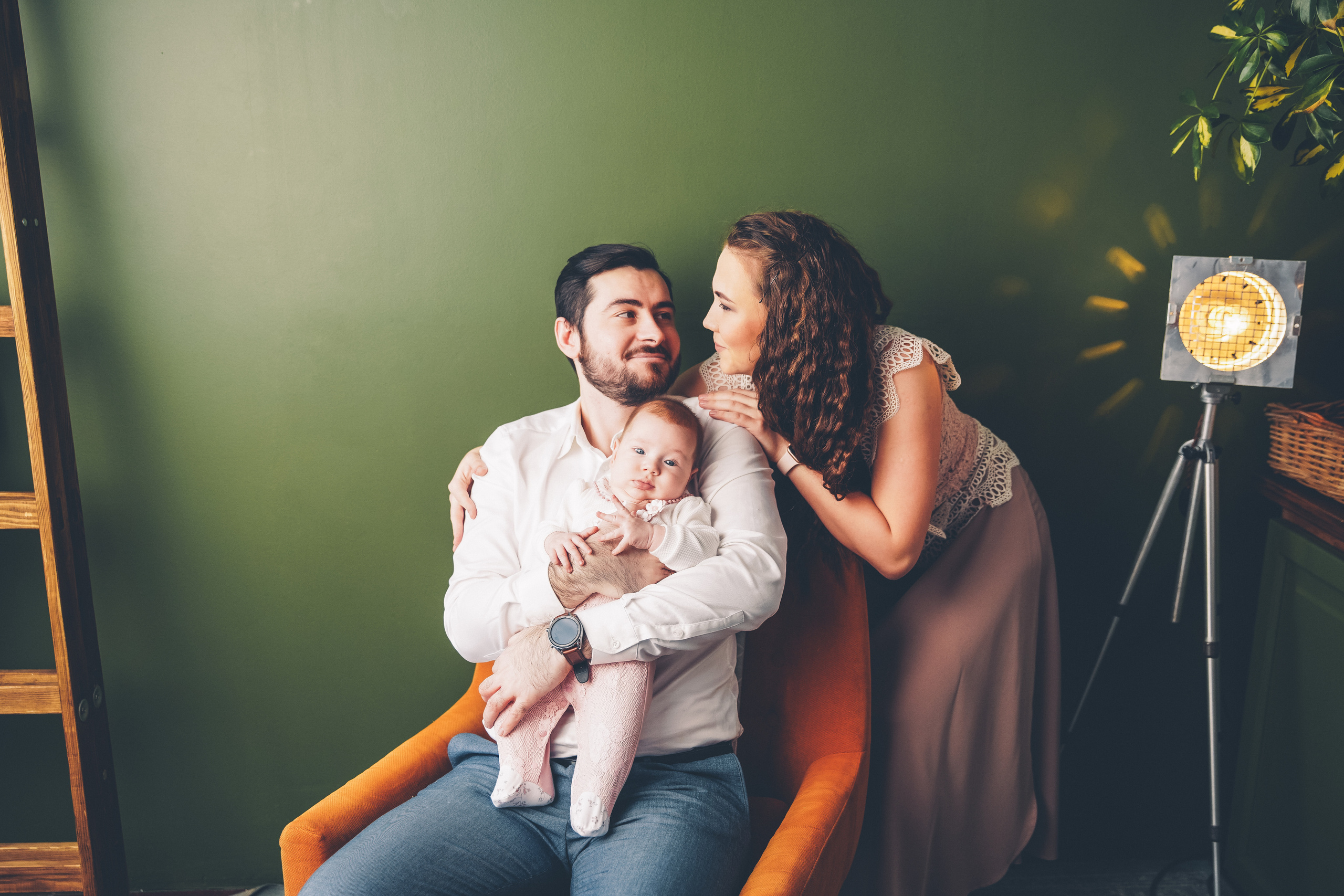 Фотосессия в интерьере. Фотограф новорожденных. Семейный и детский фотограф в городе Сургуте