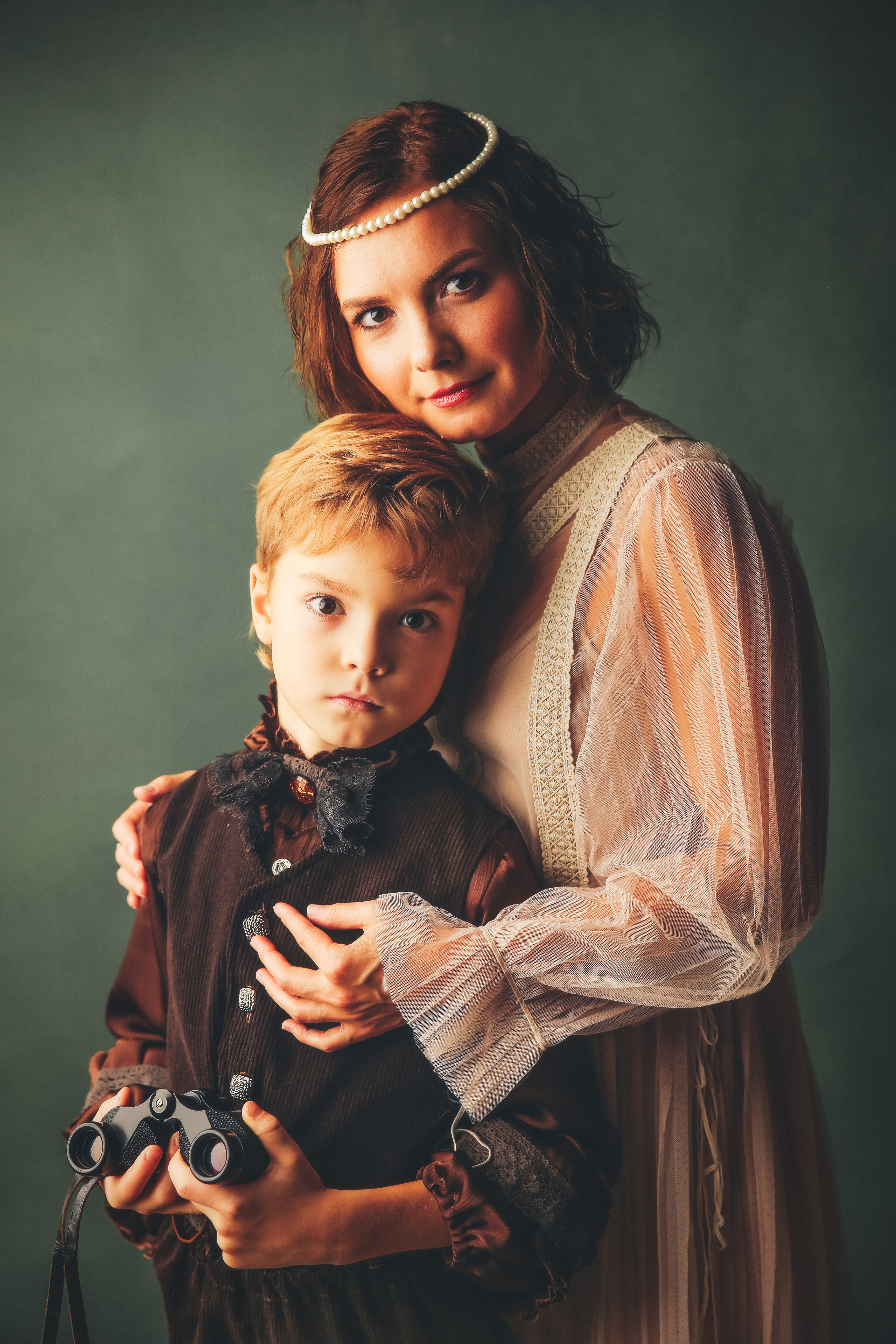 Эпоха Возрождения. Фотограф новорожденных. Семейный и детский фотограф в городе Сургуте