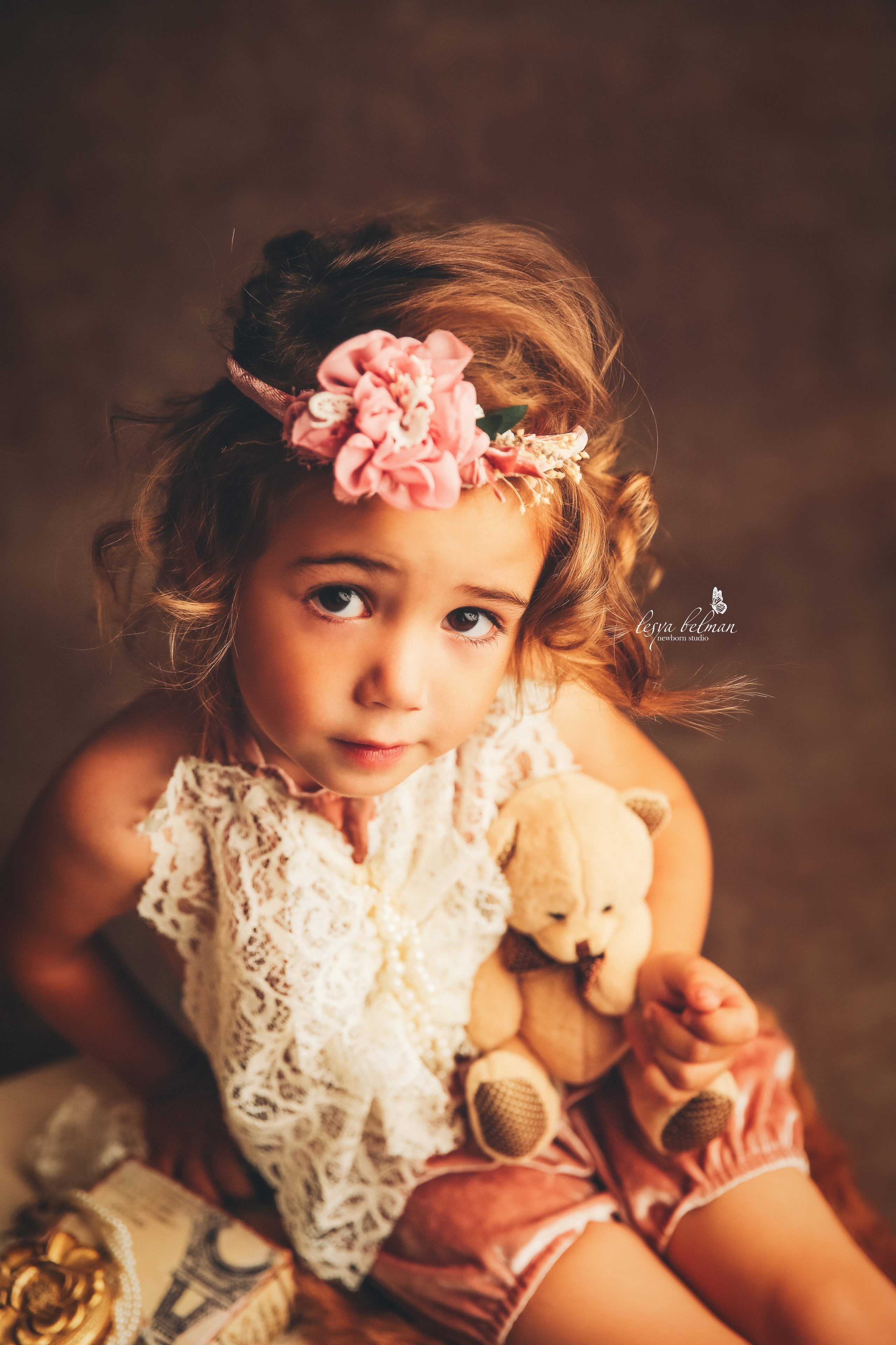 Эпоха Возрождения. Фотограф новорожденных. Семейный и детский фотограф в городе Сургуте