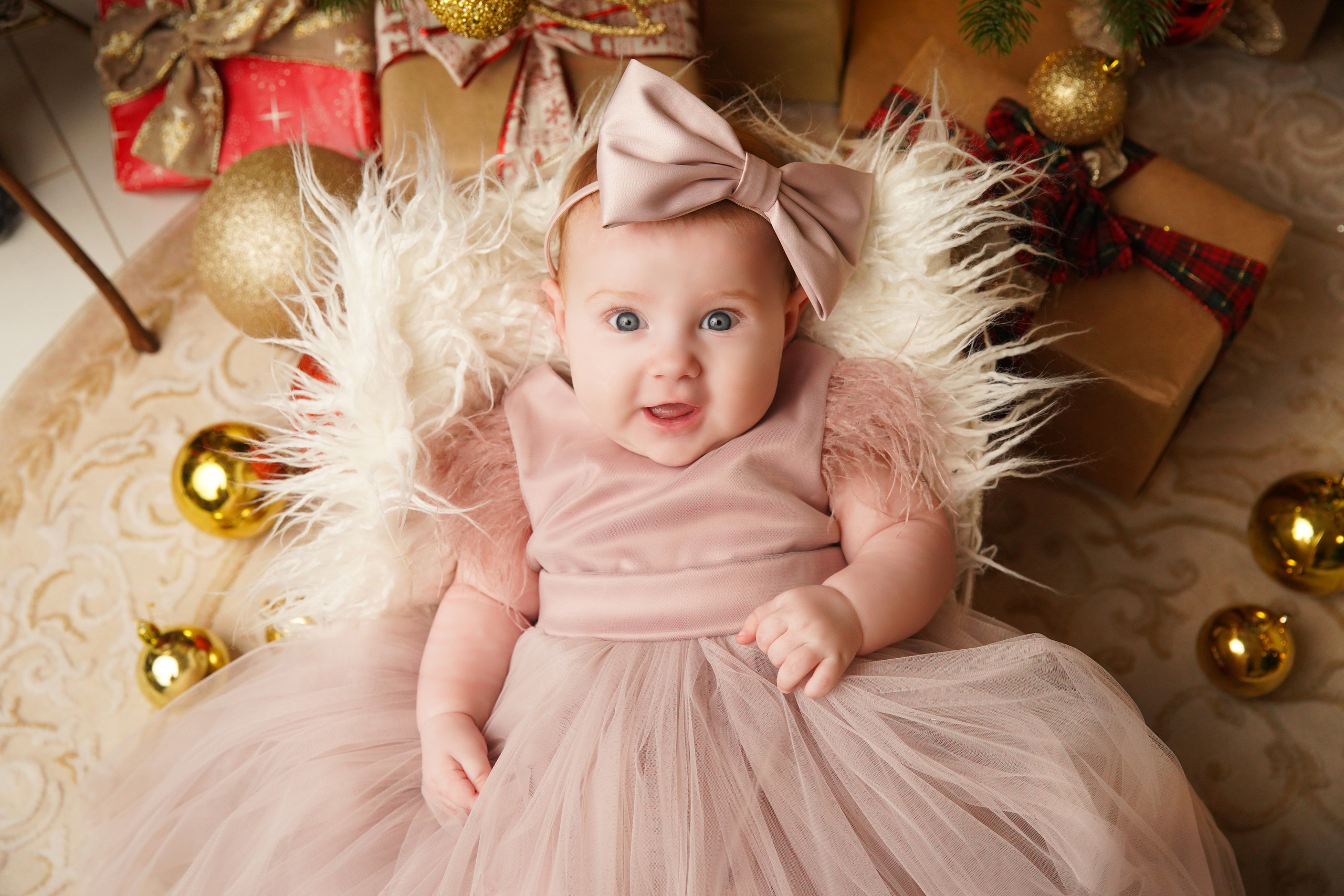 Новогодняя фотосессия. Фотограф новорожденных. Семейный и детский фотограф в городе Сургуте