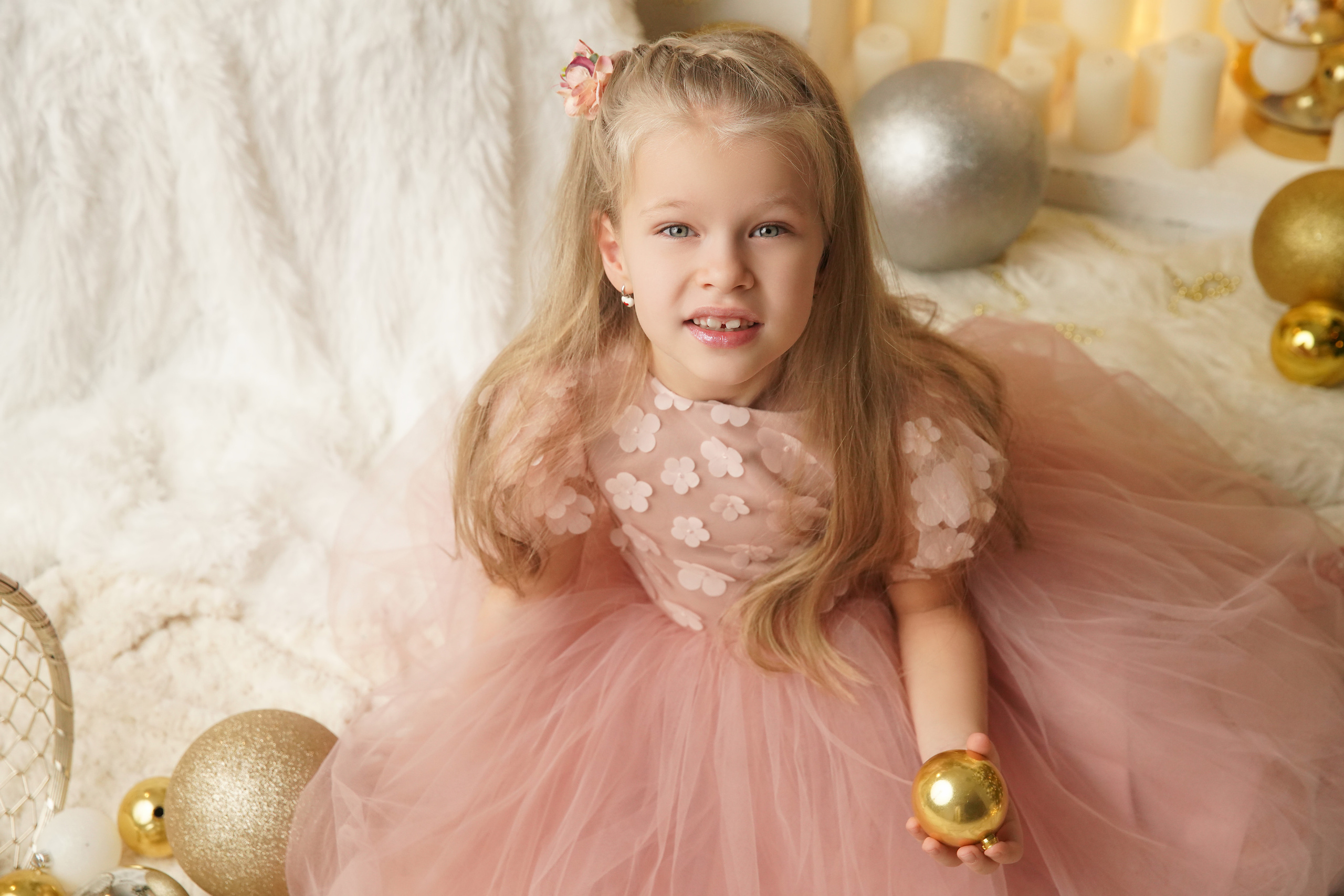 Новогодняя фотосессия. Фотограф новорожденных. Семейный и детский фотограф в городе Сургуте