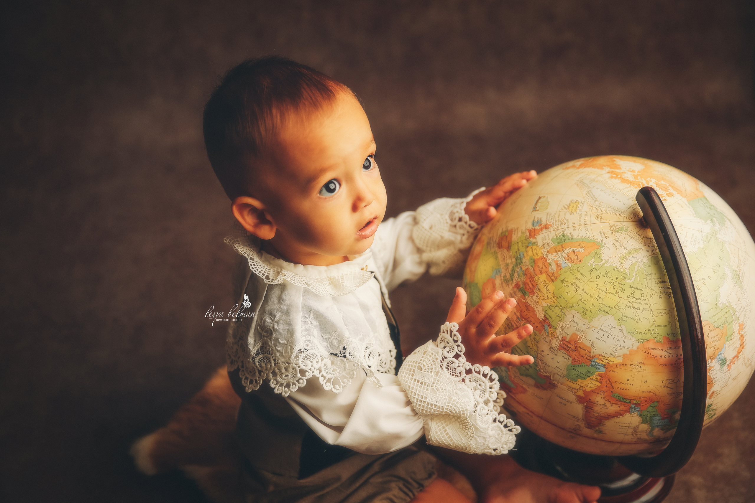 Эпоха Возрождения. Фотограф новорожденных. Семейный и детский фотограф в городе Сургуте