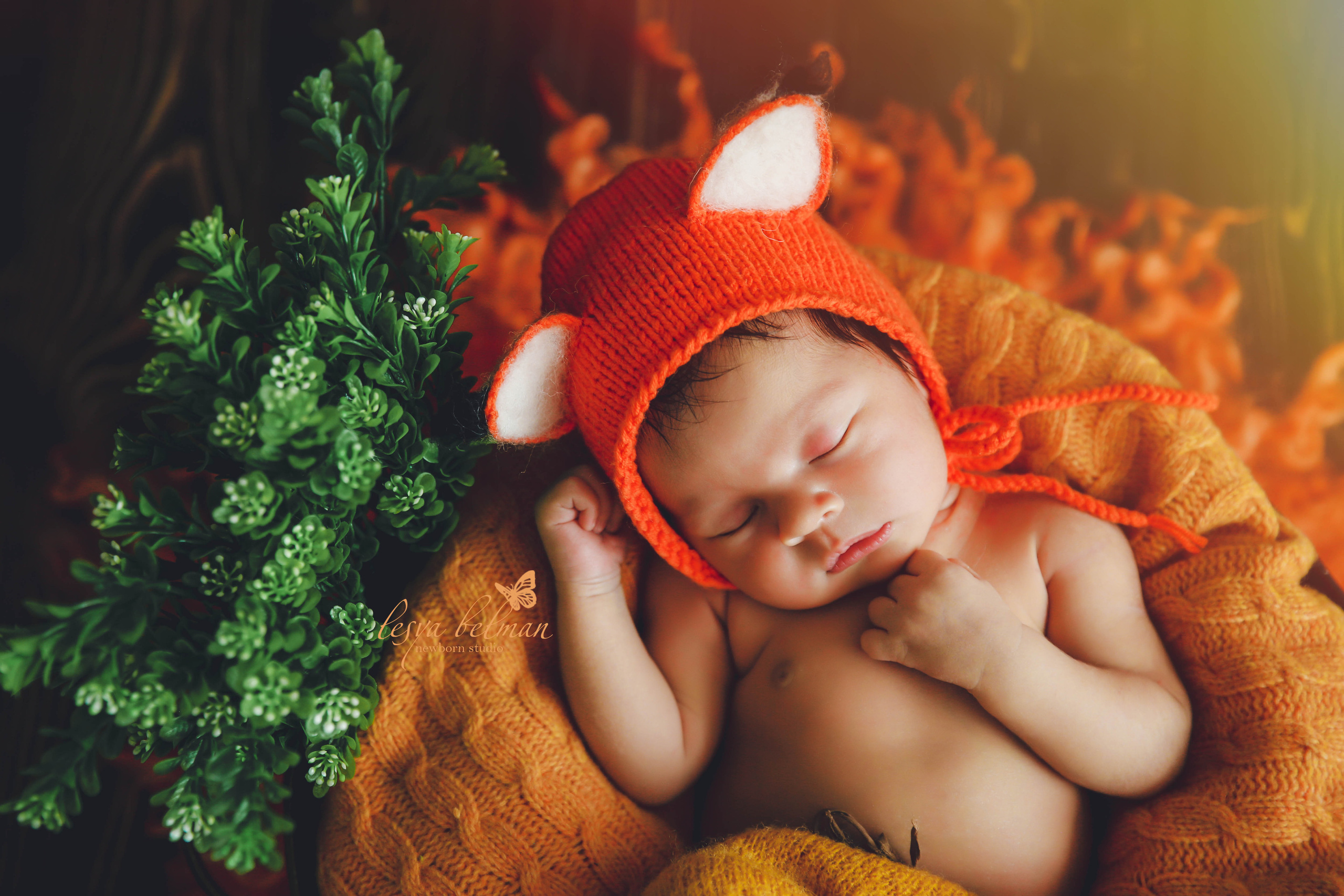 Newborm начало. Фотограф новорожденных. Семейный и детский фотограф в городе Сургуте