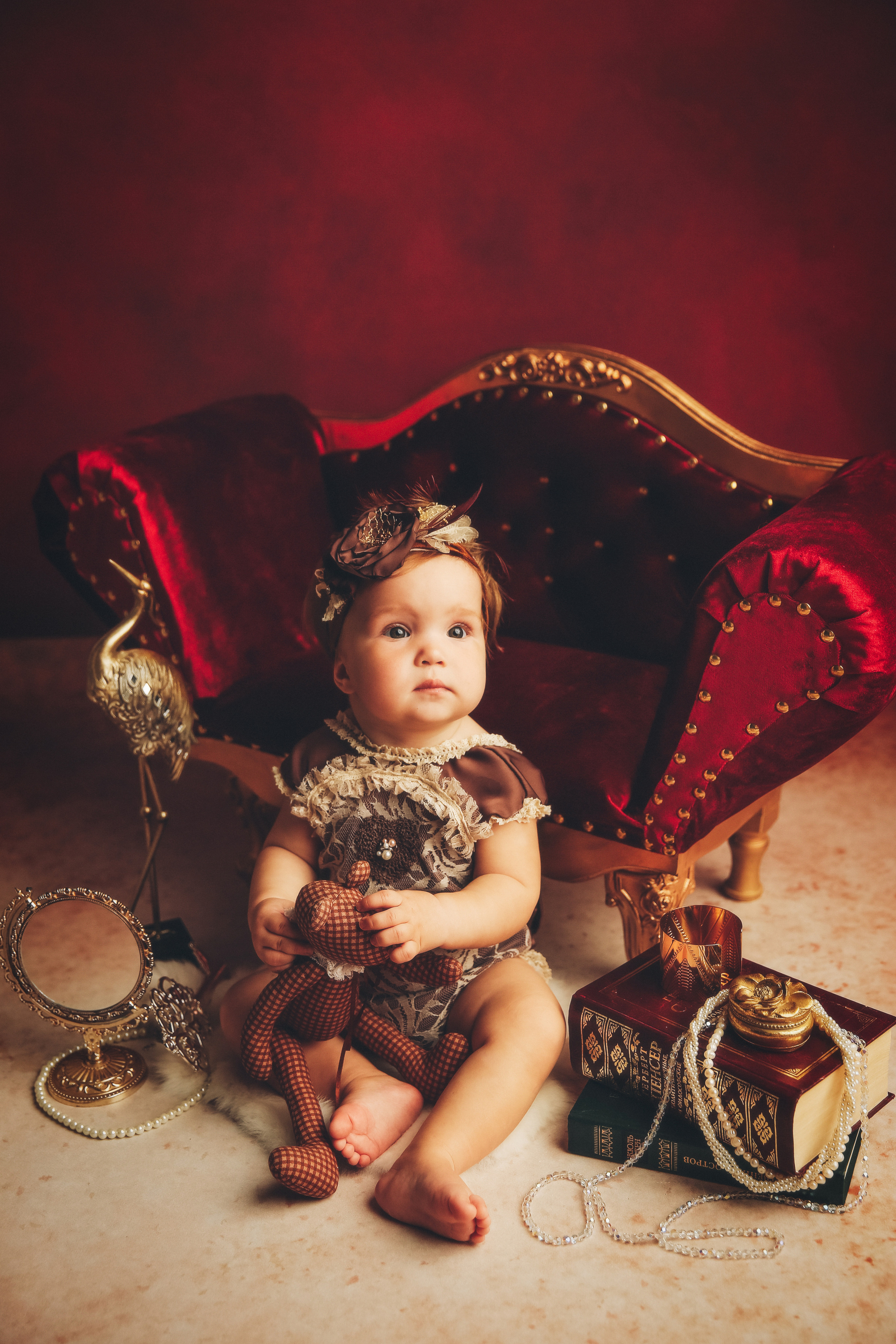Эпоха Возрождения. Фотограф новорожденных. Семейный и детский фотограф в городе Сургуте