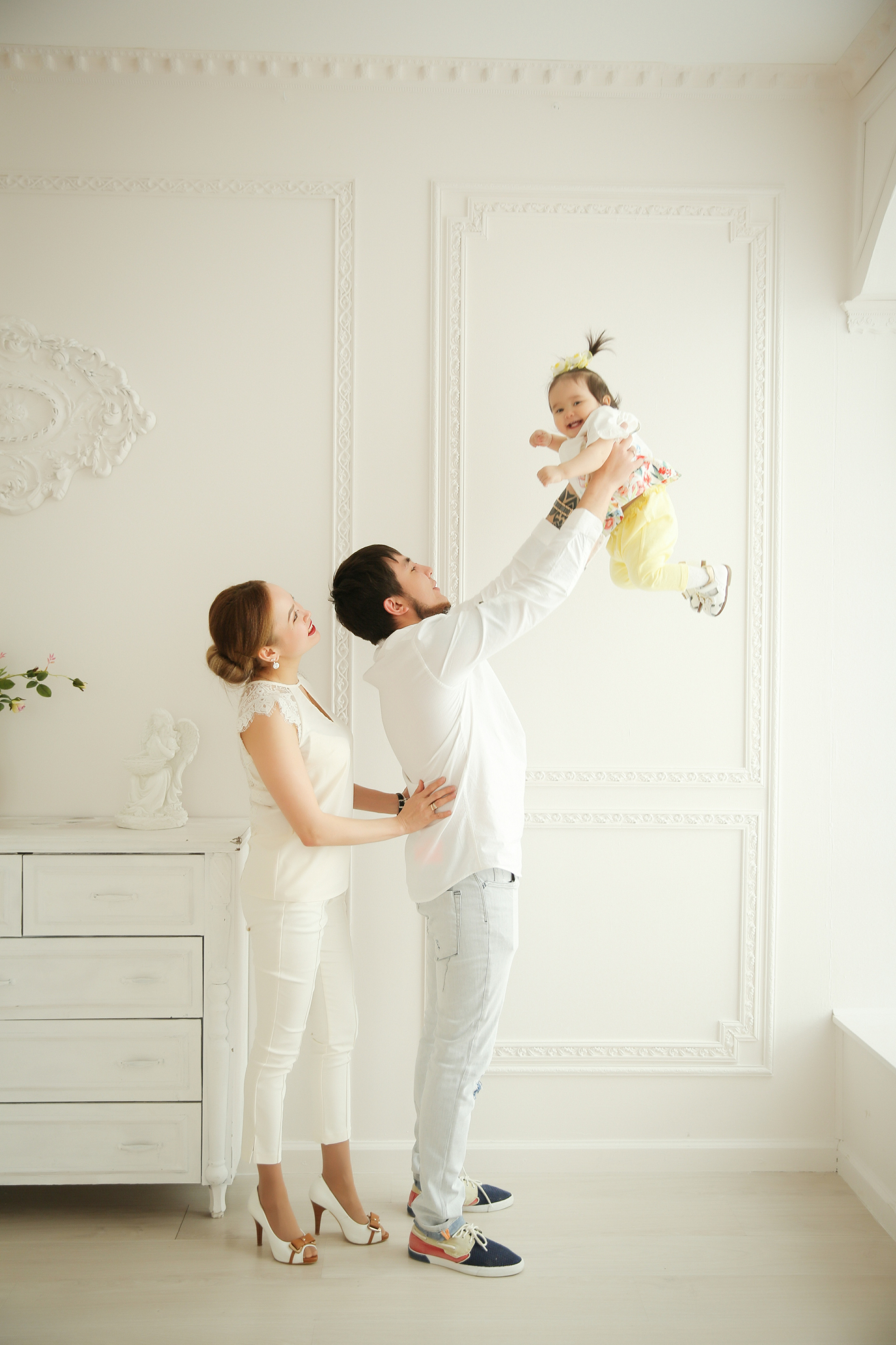 Фотосессия в интерьере. Фотограф новорожденных. Семейный и детский фотограф в городе Сургуте