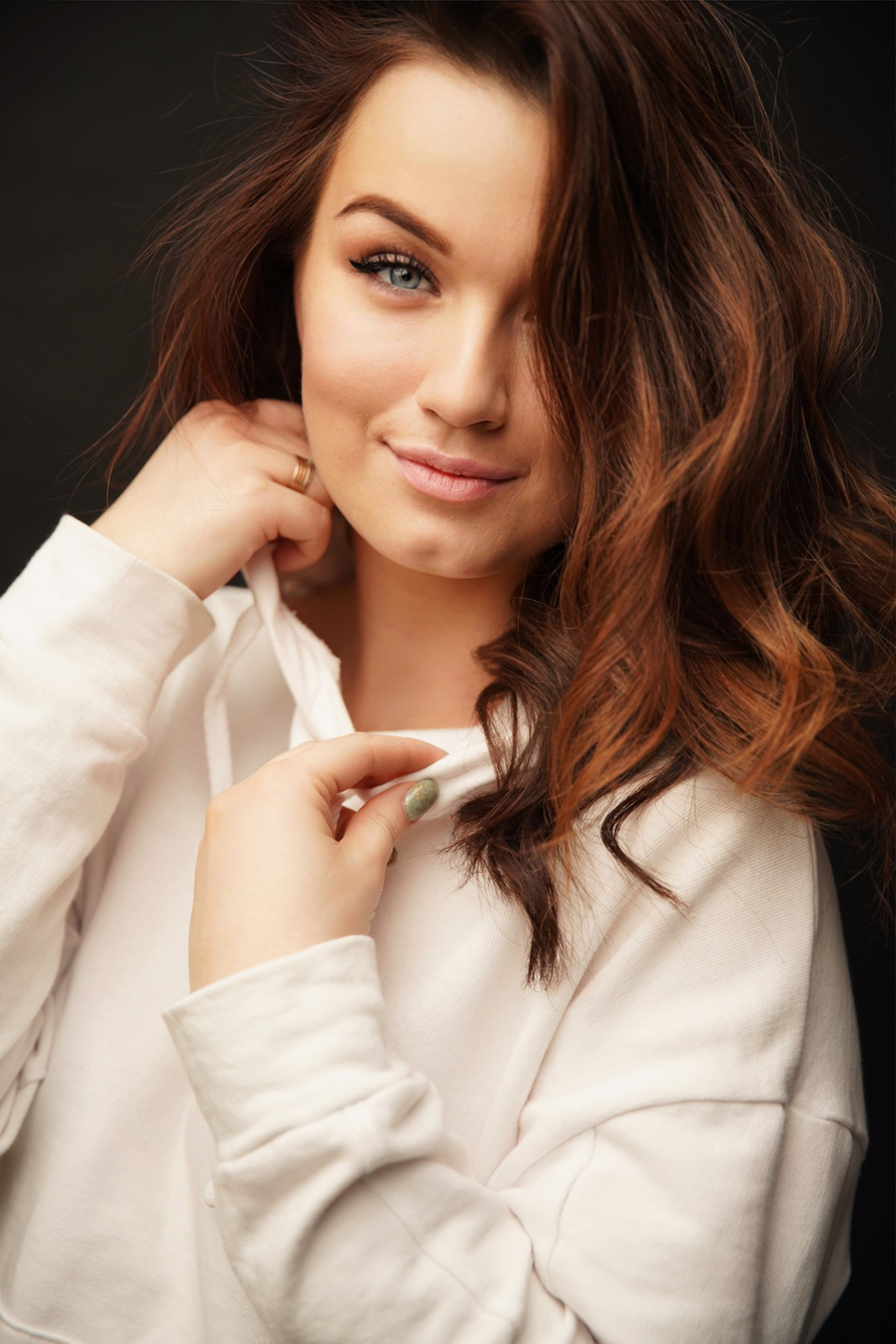 Женский портрет. Фотограф новорожденных. Семейный и детский фотограф в городе Сургуте