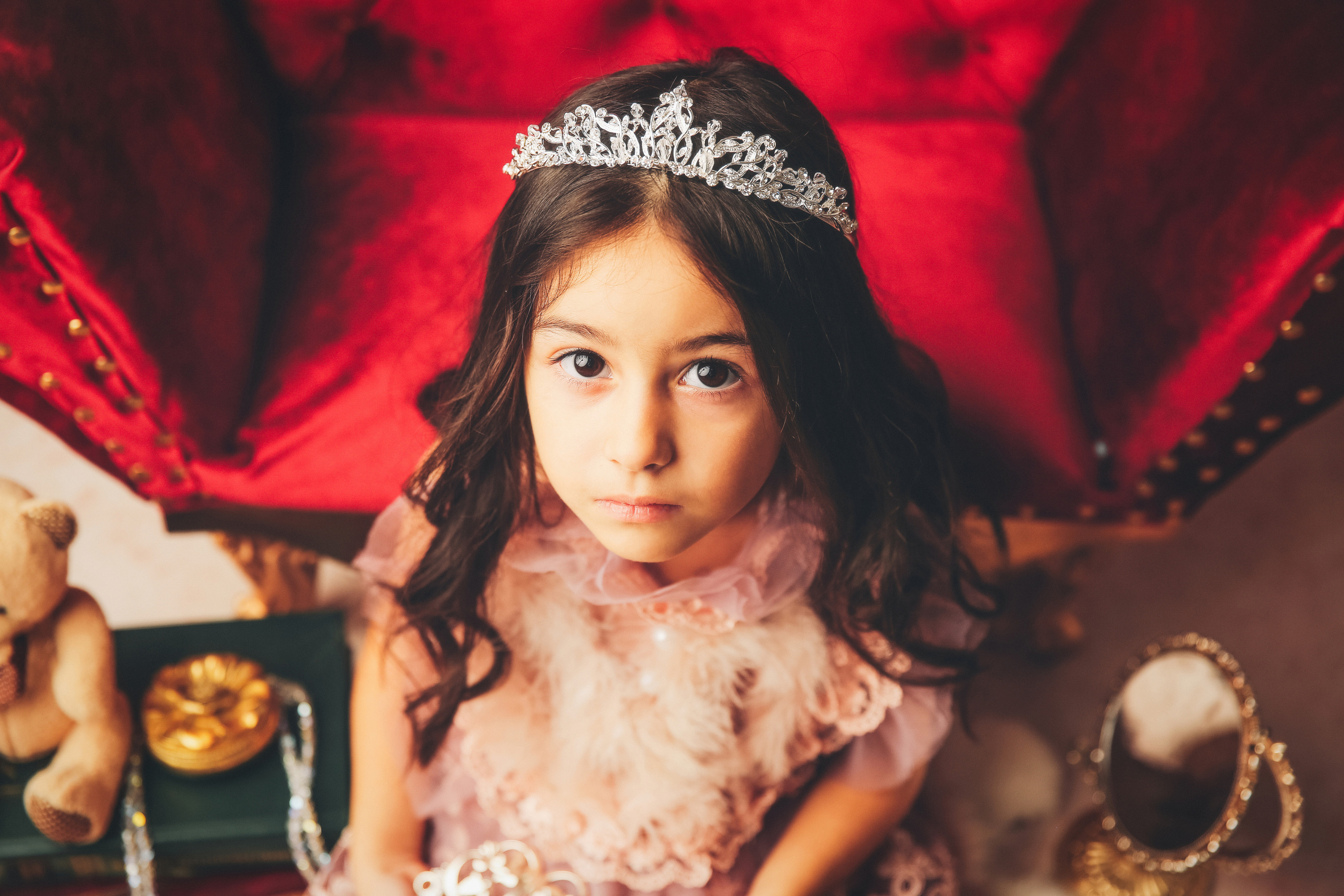 Эпоха Возрождения. Фотограф новорожденных. Семейный и детский фотограф в городе Сургуте