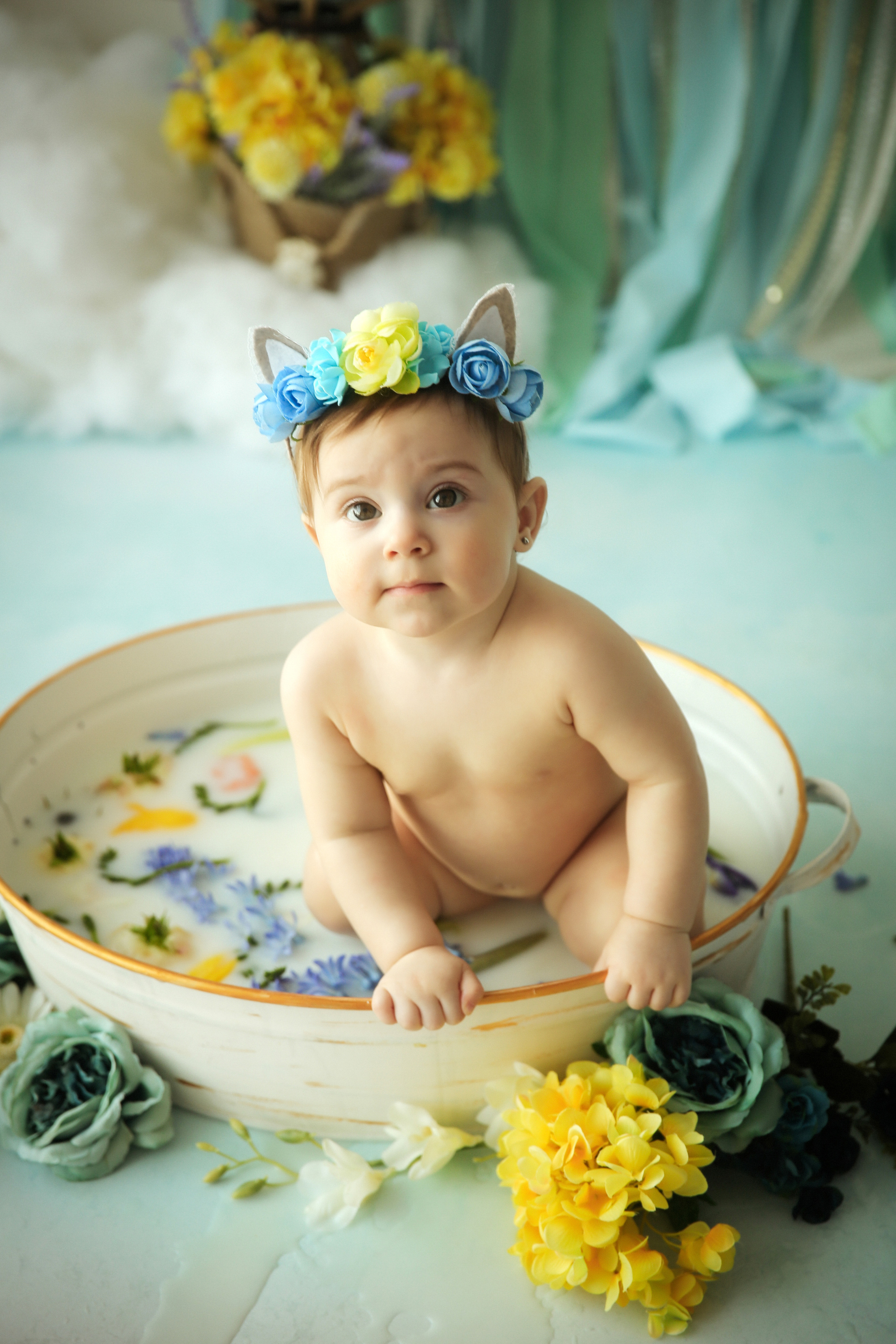 Ванночка девочки. Фотограф новорожденных. Семейный и детский фотограф в городе Сургуте