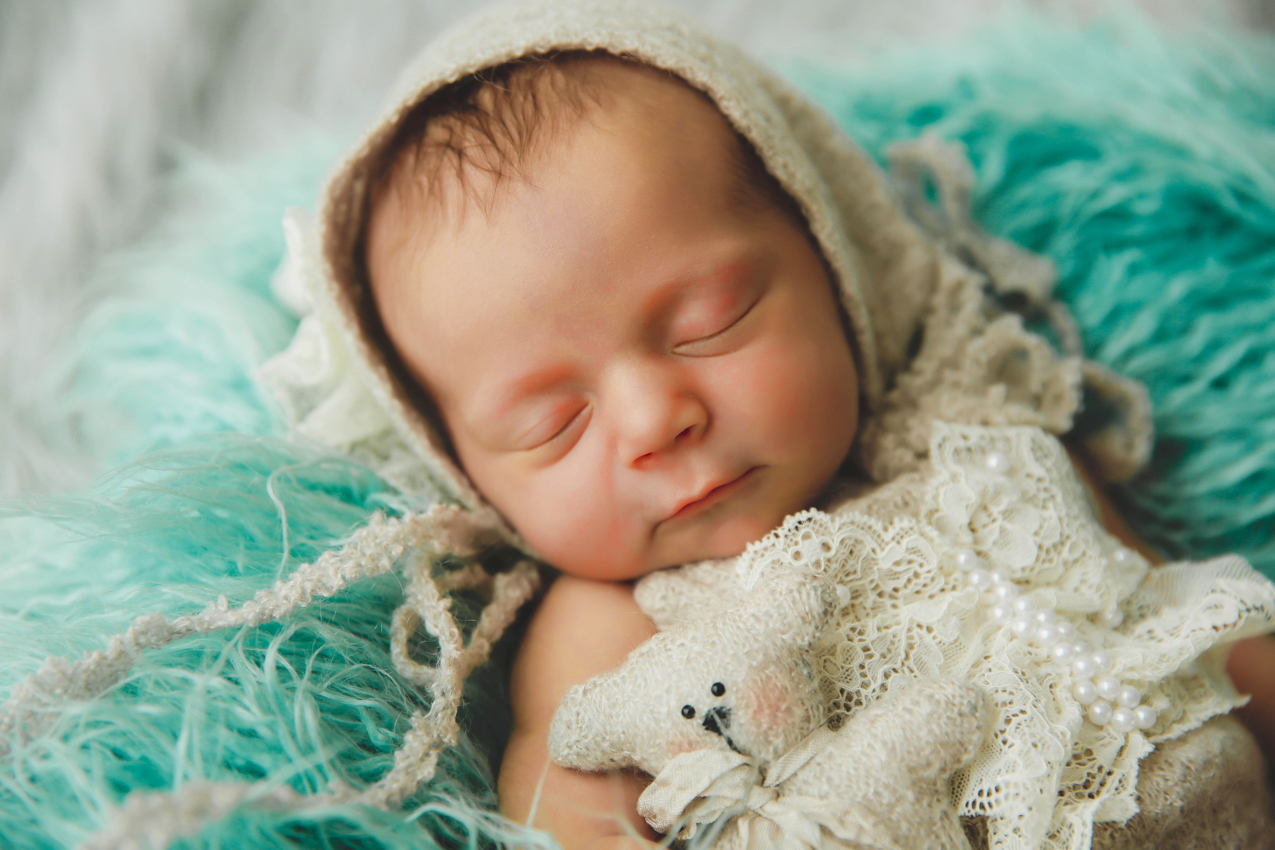Newborm начало. Фотограф новорожденных. Семейный и детский фотограф в городе Сургуте