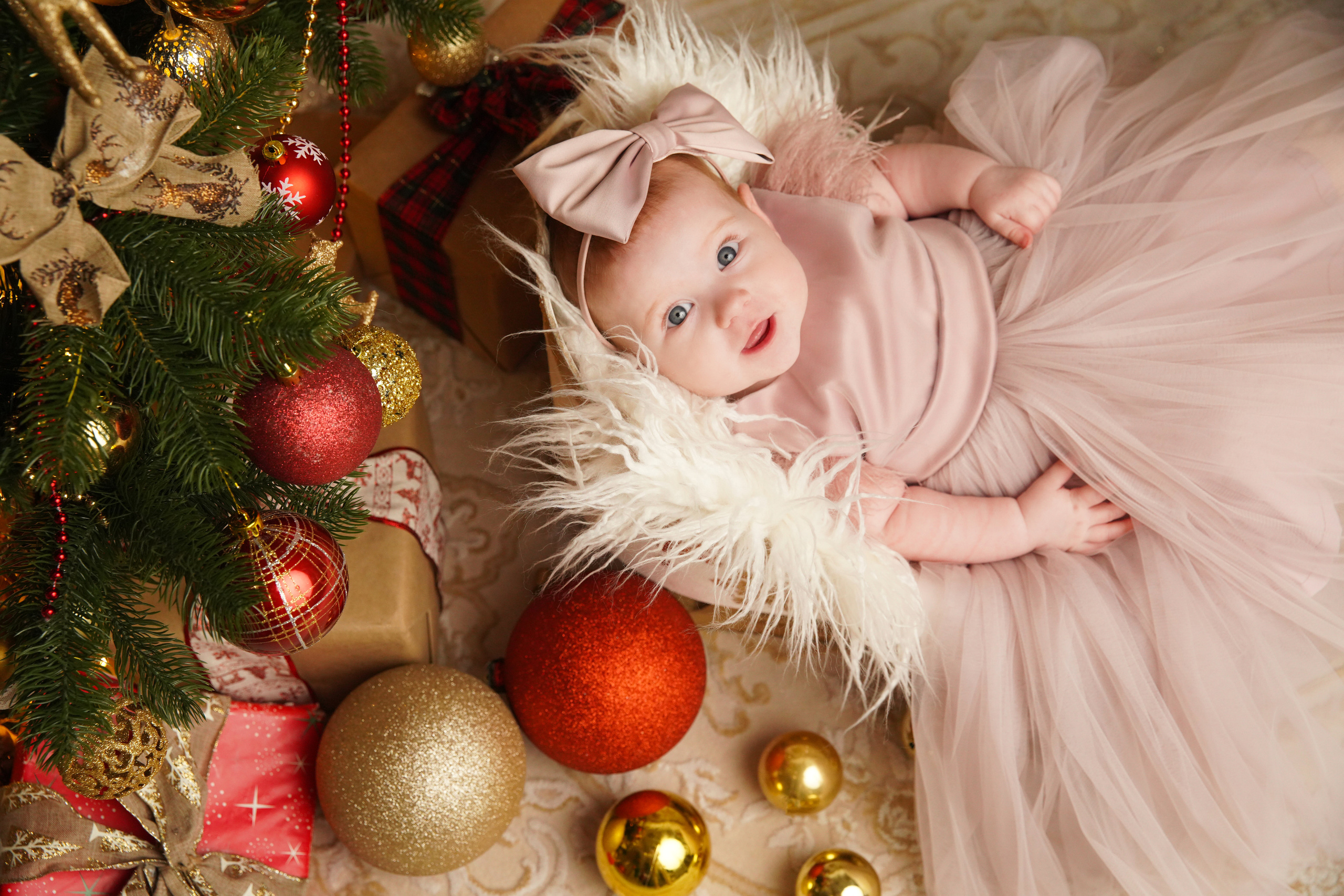 Новогодняя фотосессия. Фотограф новорожденных. Семейный и детский фотограф в городе Сургуте