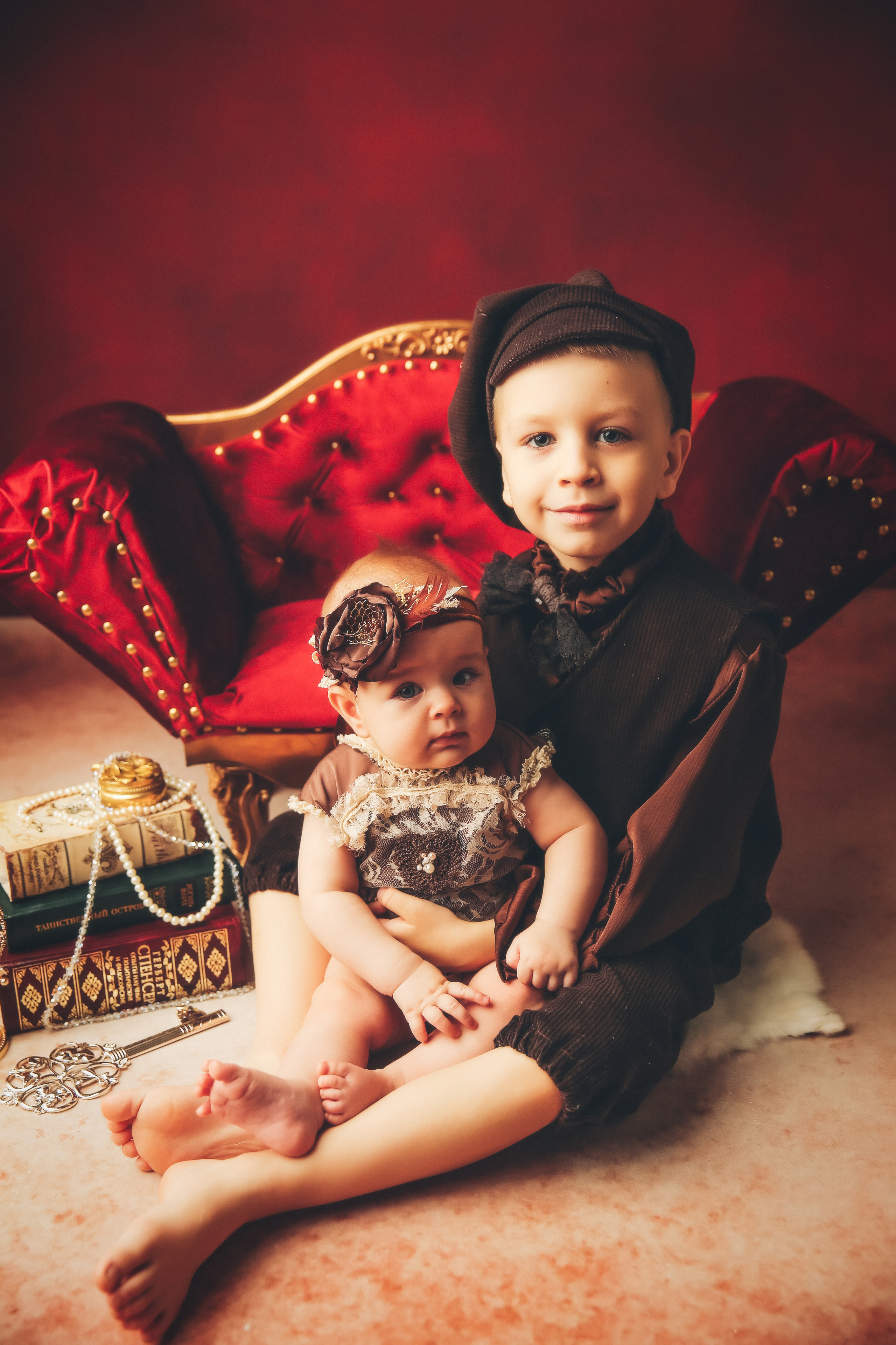 Эпоха Возрождения. Фотограф новорожденных. Семейный и детский фотограф в городе Сургуте