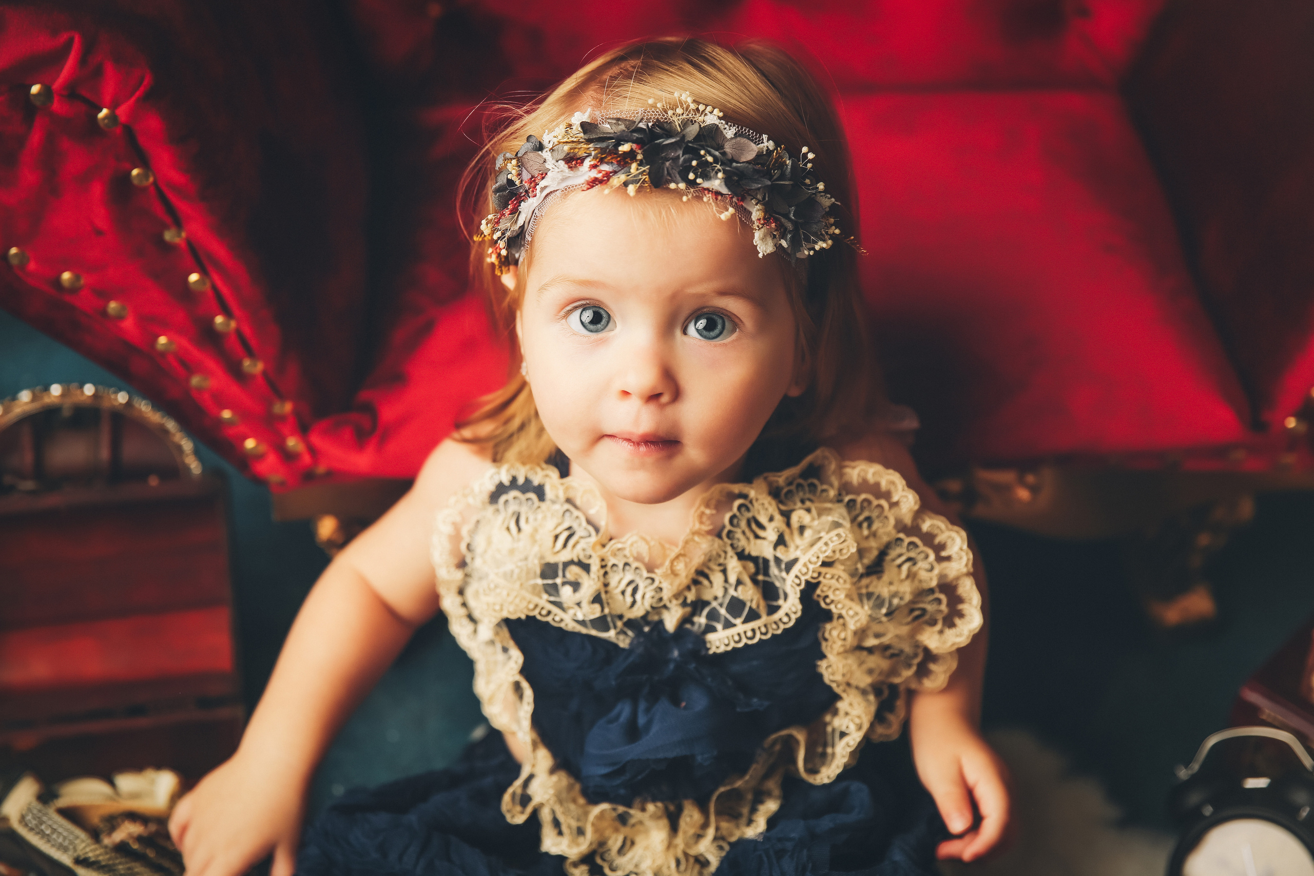 Эпоха Возрождения. Фотограф новорожденных. Семейный и детский фотограф в городе Сургуте
