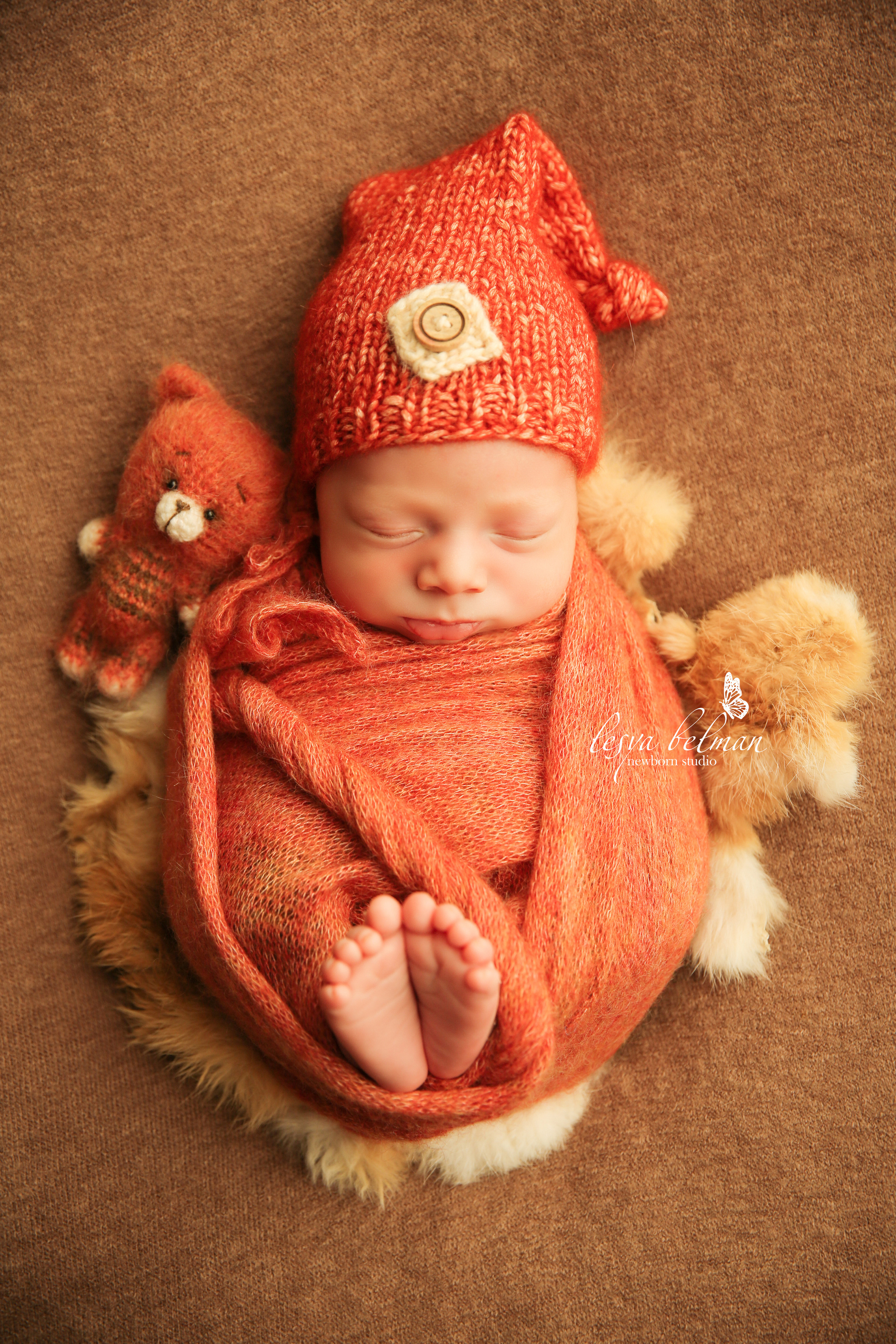 Newborm начало. Фотограф новорожденных. Семейный и детский фотограф в городе Сургуте