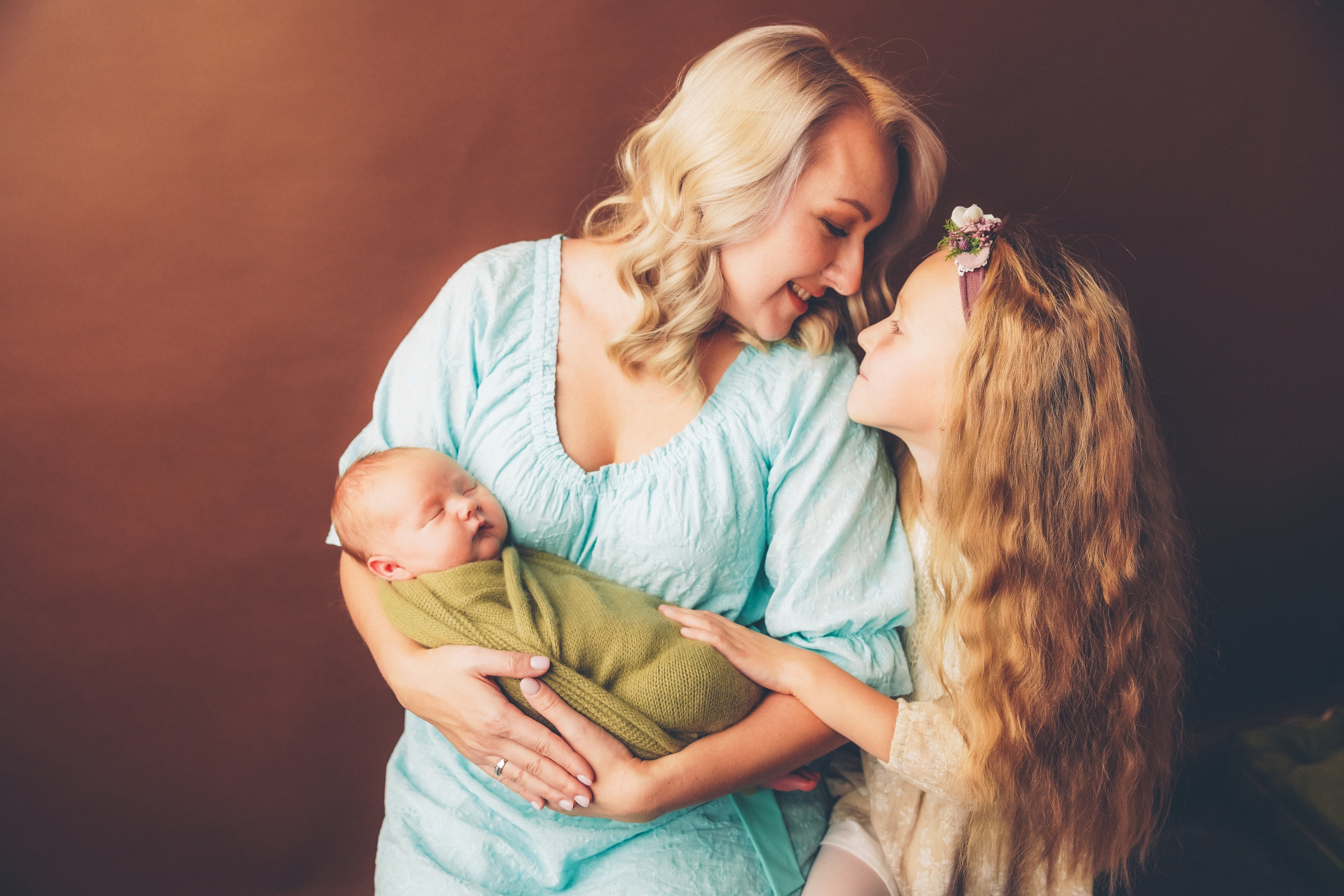 Newborn с 2015. Фотограф новорожденных. Семейный и детский фотограф в городе Сургуте