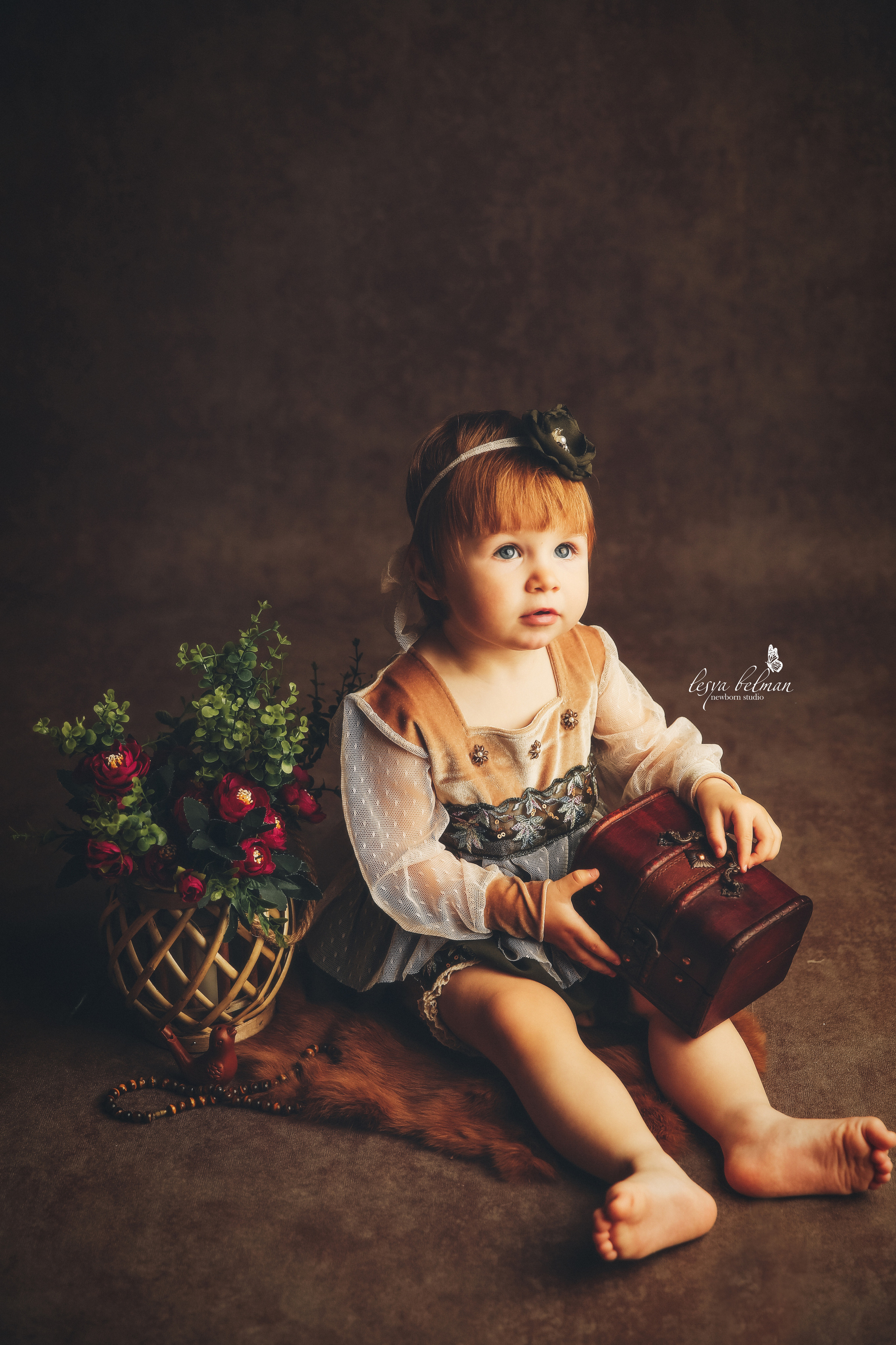 Эпоха Возрождения. Фотограф новорожденных. Семейный и детский фотограф в городе Сургуте