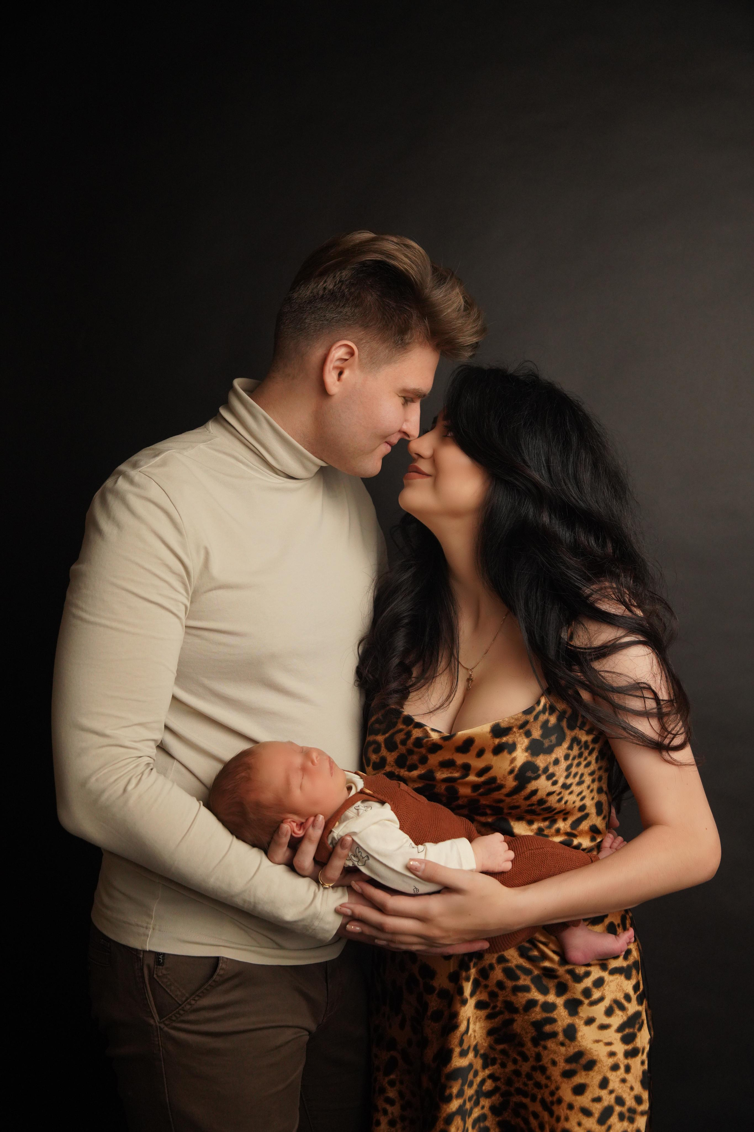 Альбом: Семейные. Фотограф новорожденных. Семейный и детский фотограф в городе Сургуте