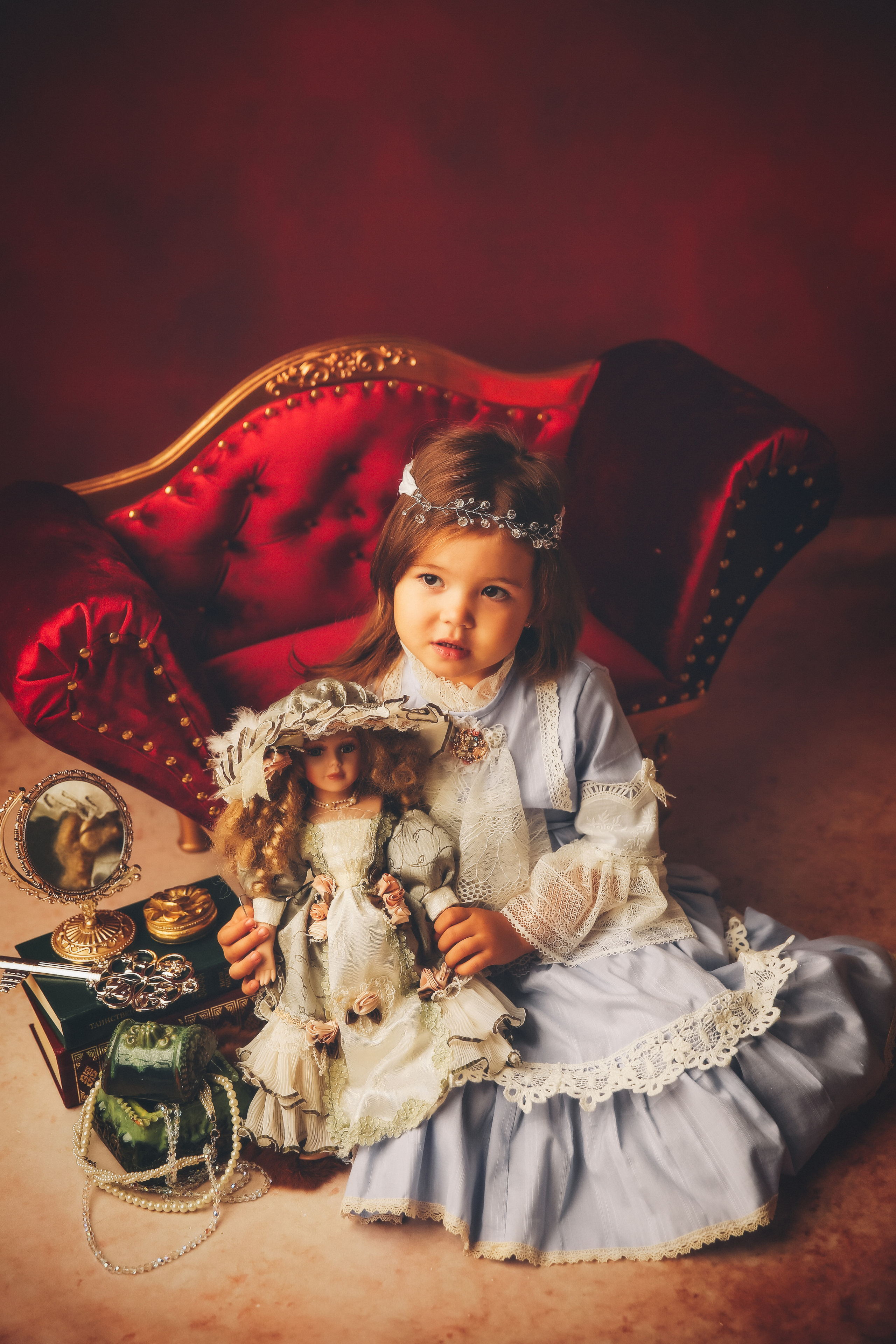 Эпоха Возрождения. Фотограф новорожденных. Семейный и детский фотограф в городе Сургуте