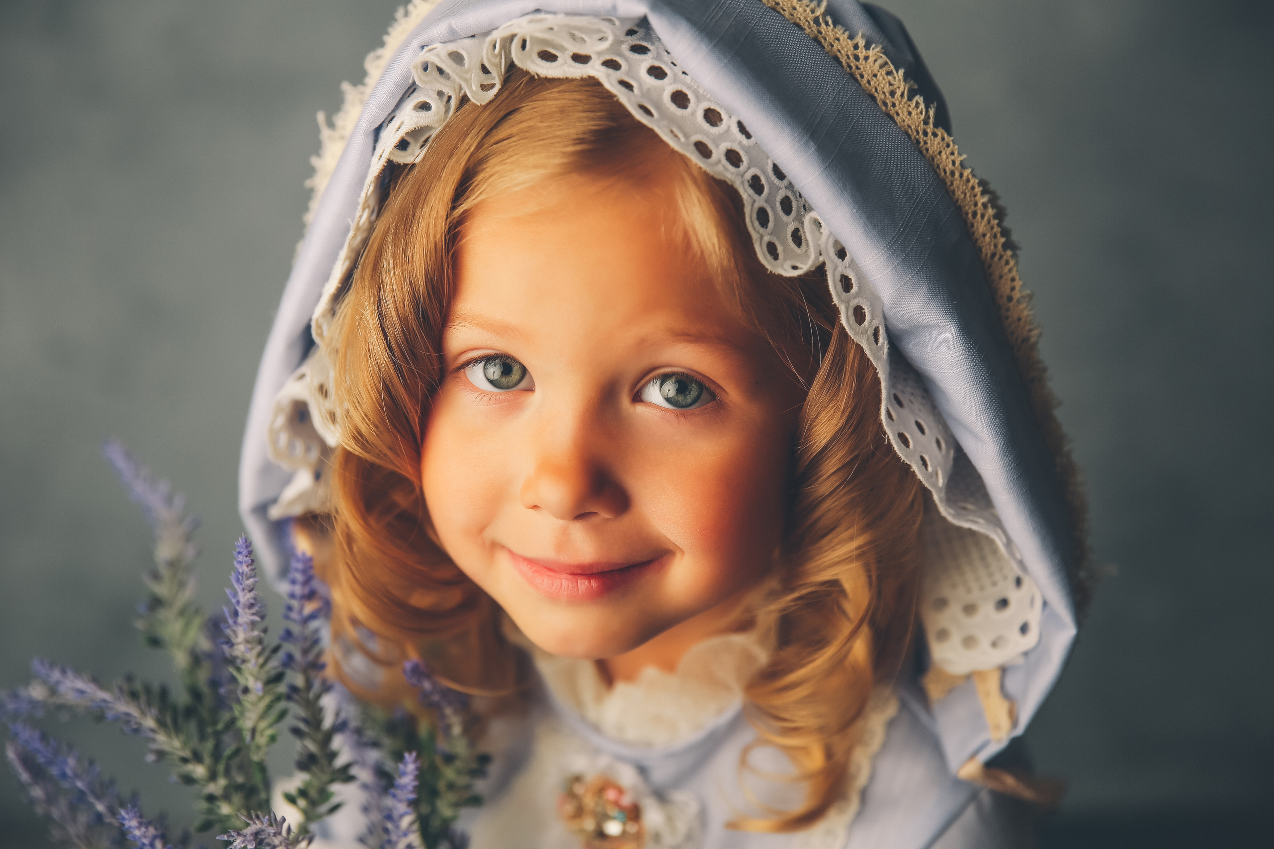 Эпоха Возрождения. Фотограф новорожденных. Семейный и детский фотограф в городе Сургуте