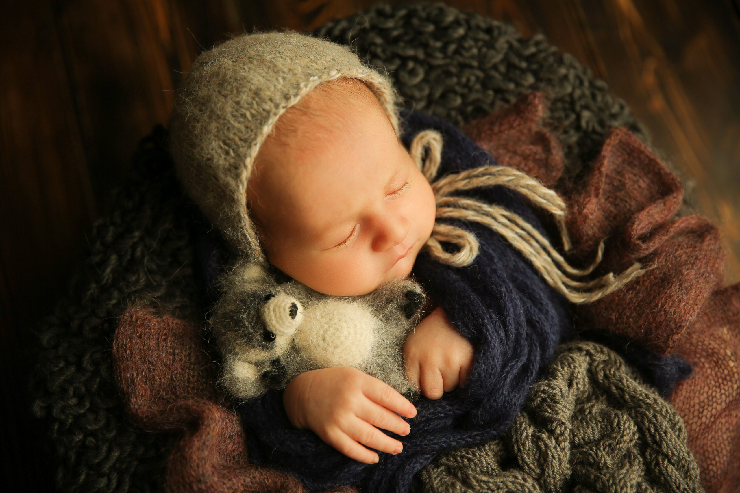 Newborm начало. Фотограф новорожденных. Семейный и детский фотограф в городе Сургуте