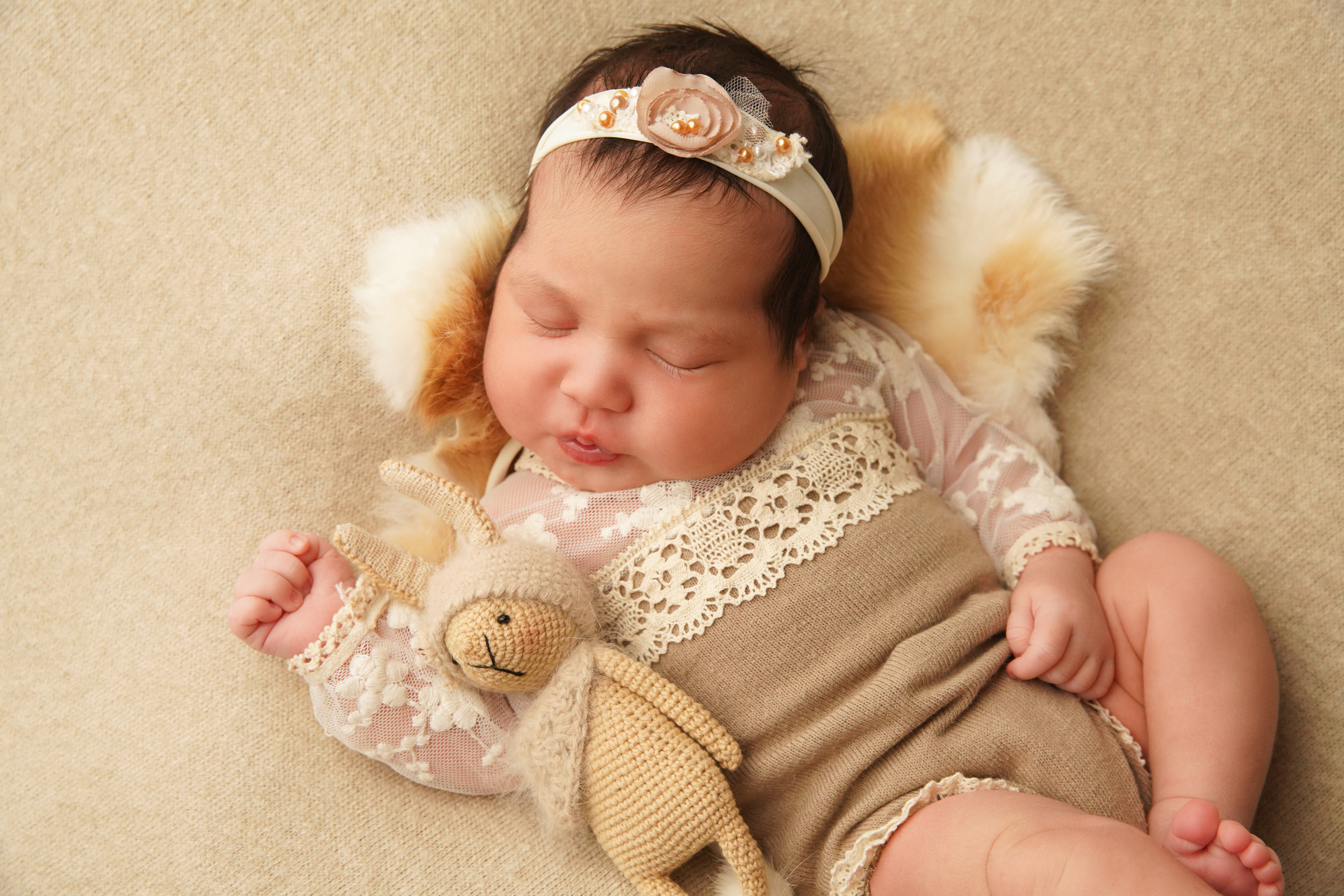 Девочки. Фотограф новорожденных. Семейный и детский фотограф в городе Сургуте