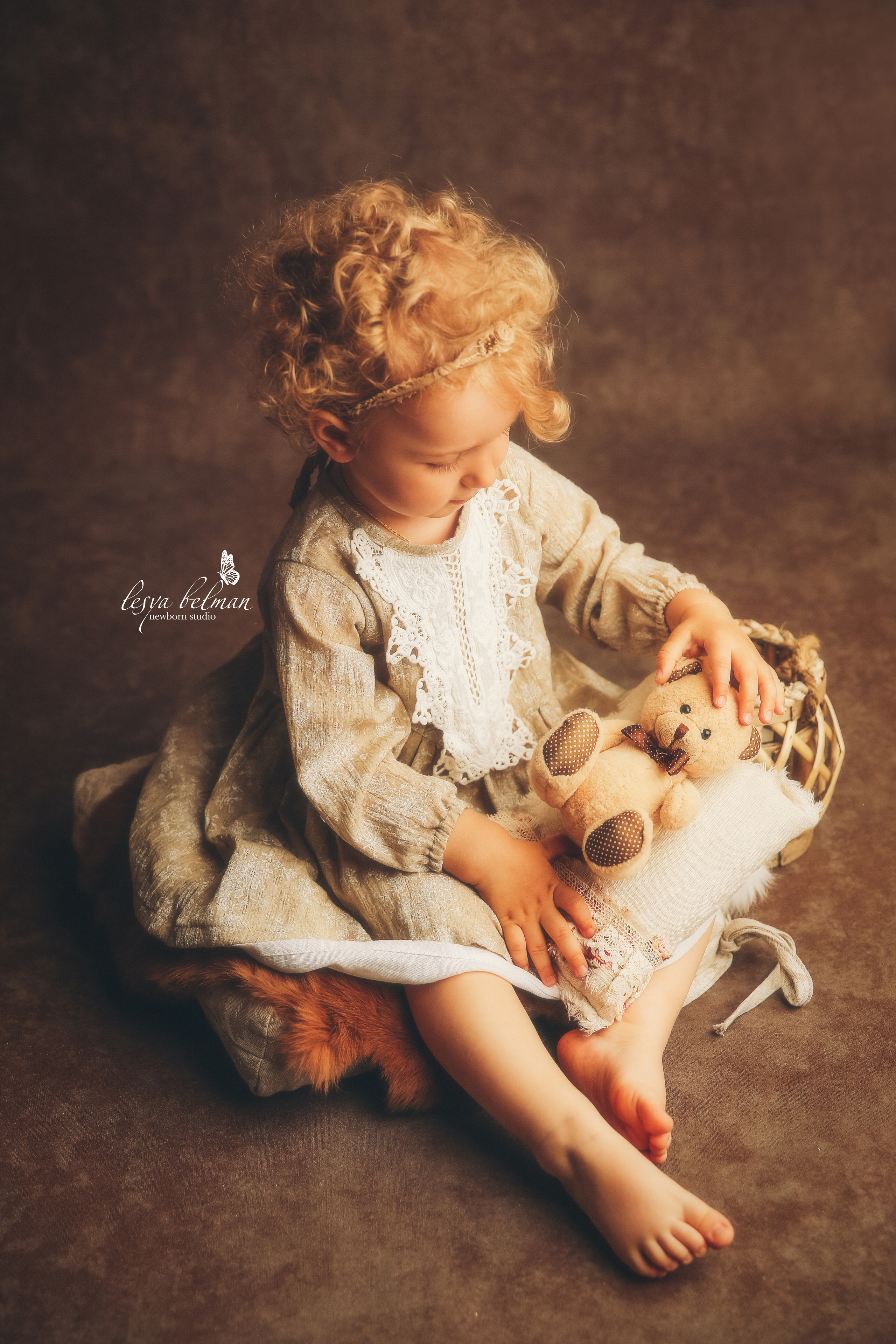 Эпоха Возрождения. Фотограф новорожденных. Семейный и детский фотограф в городе Сургуте