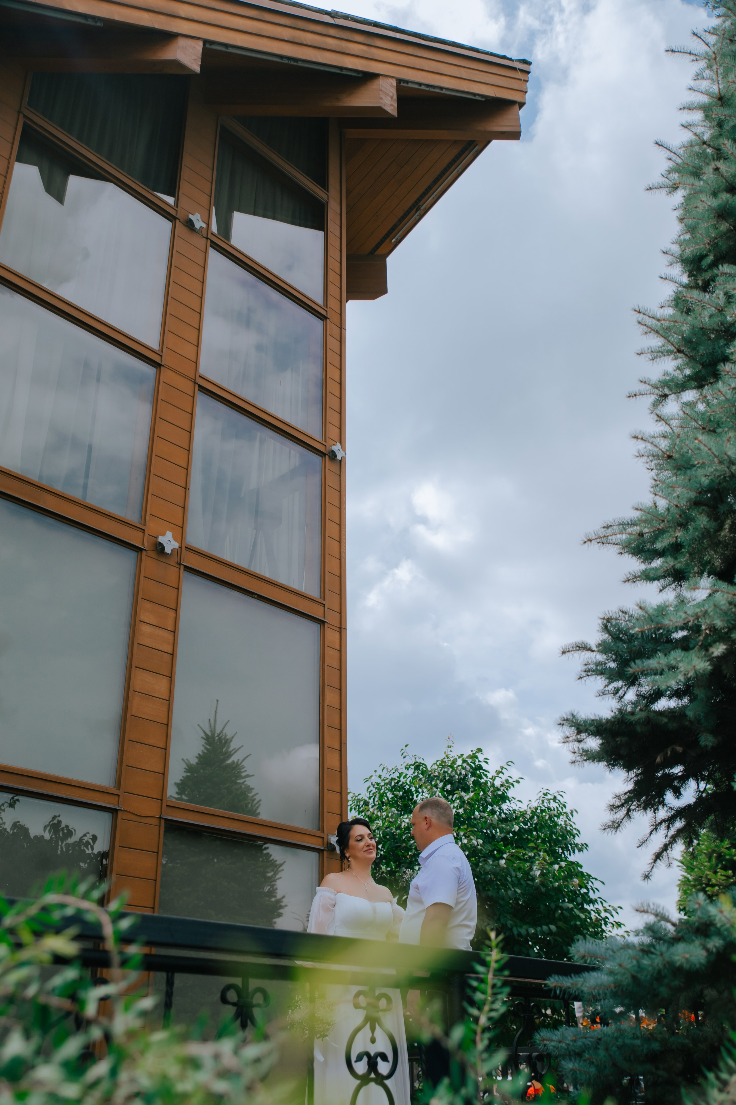 Олеся и Алексей 09.08.25. Фотограф Ярмишко Дарья. Выпускные фотокниги