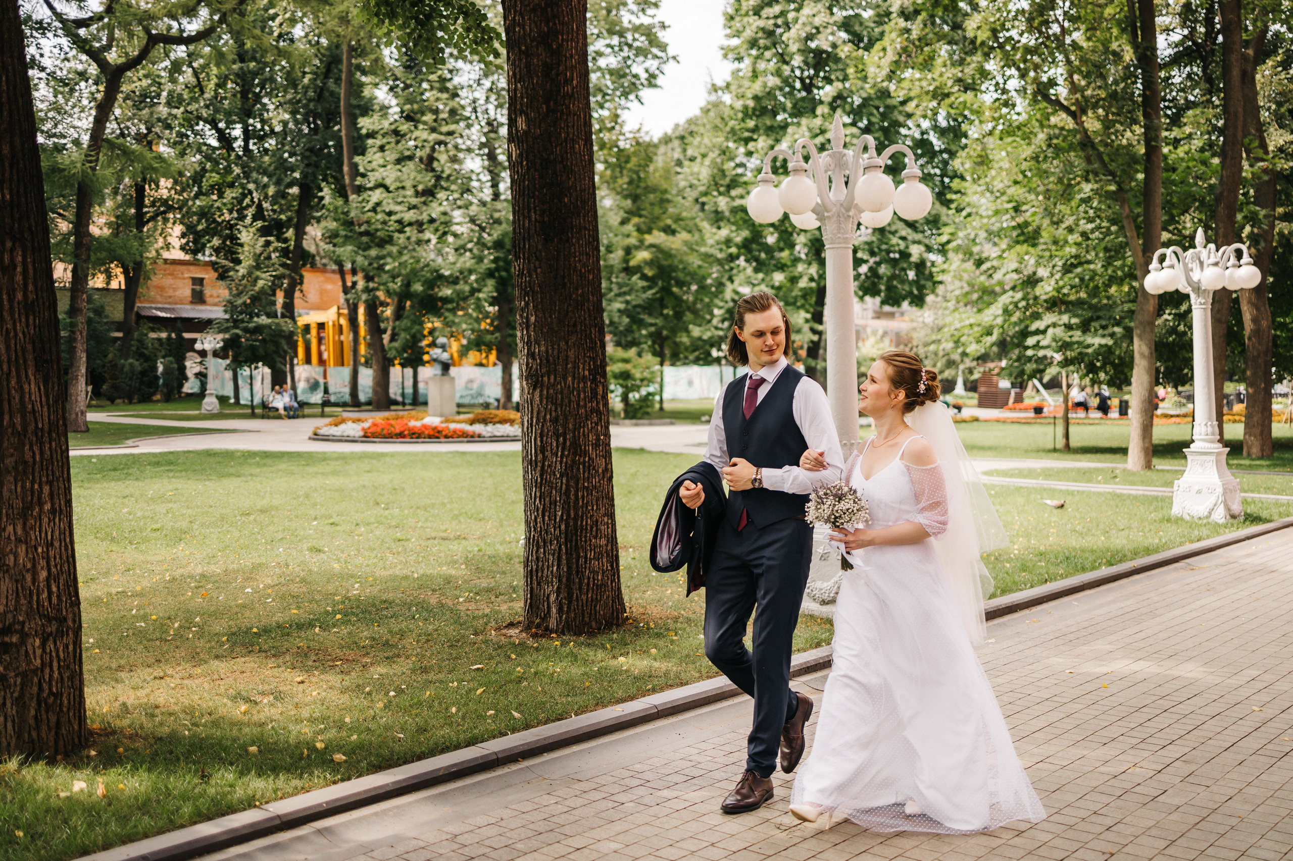 Свадебная прогулка в центре Москвы. Семейный Фотограф в Москве Евгения Симоненко