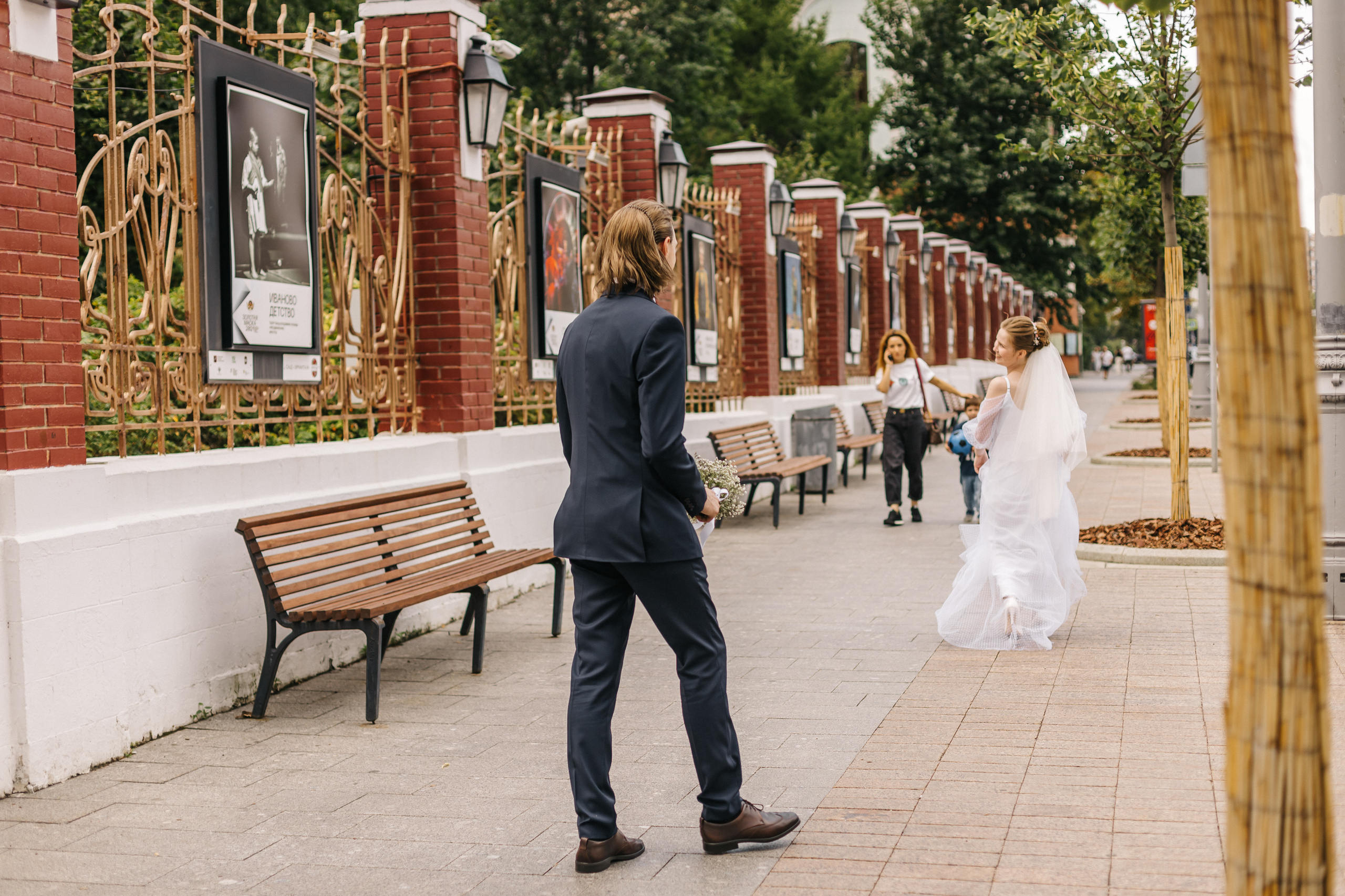 Свадебная прогулка в центре Москвы. Семейный Фотограф в Москве Евгения Симоненко