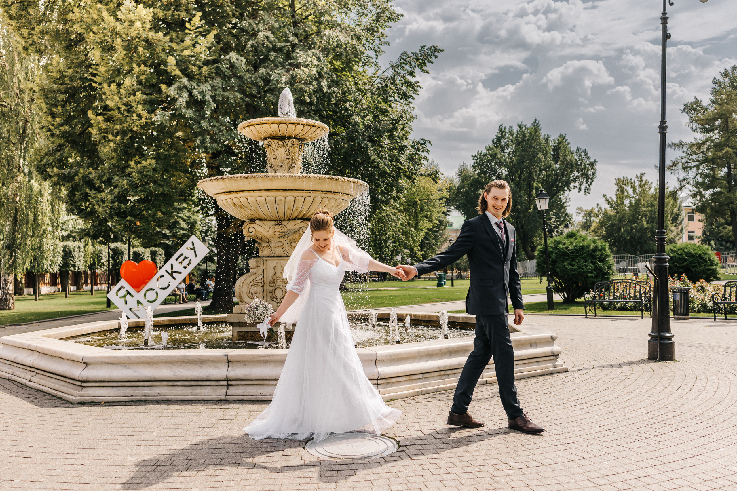Свадебная прогулка в центре Москвы. Семейный Фотограф в Москве Евгения Симоненко