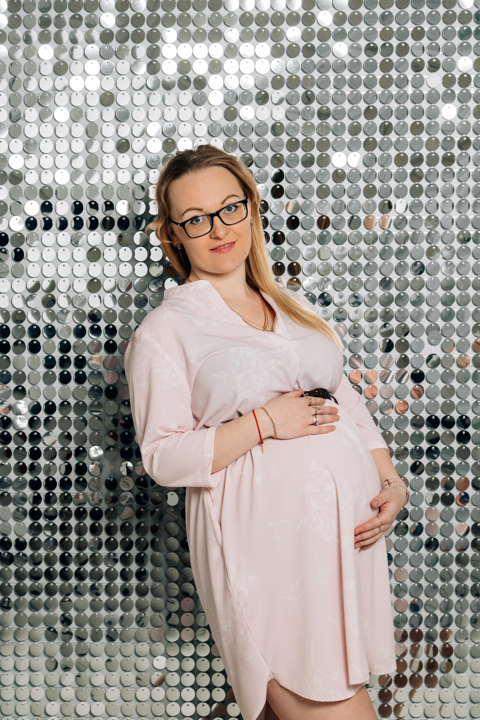 Фотосессия беременности в студии