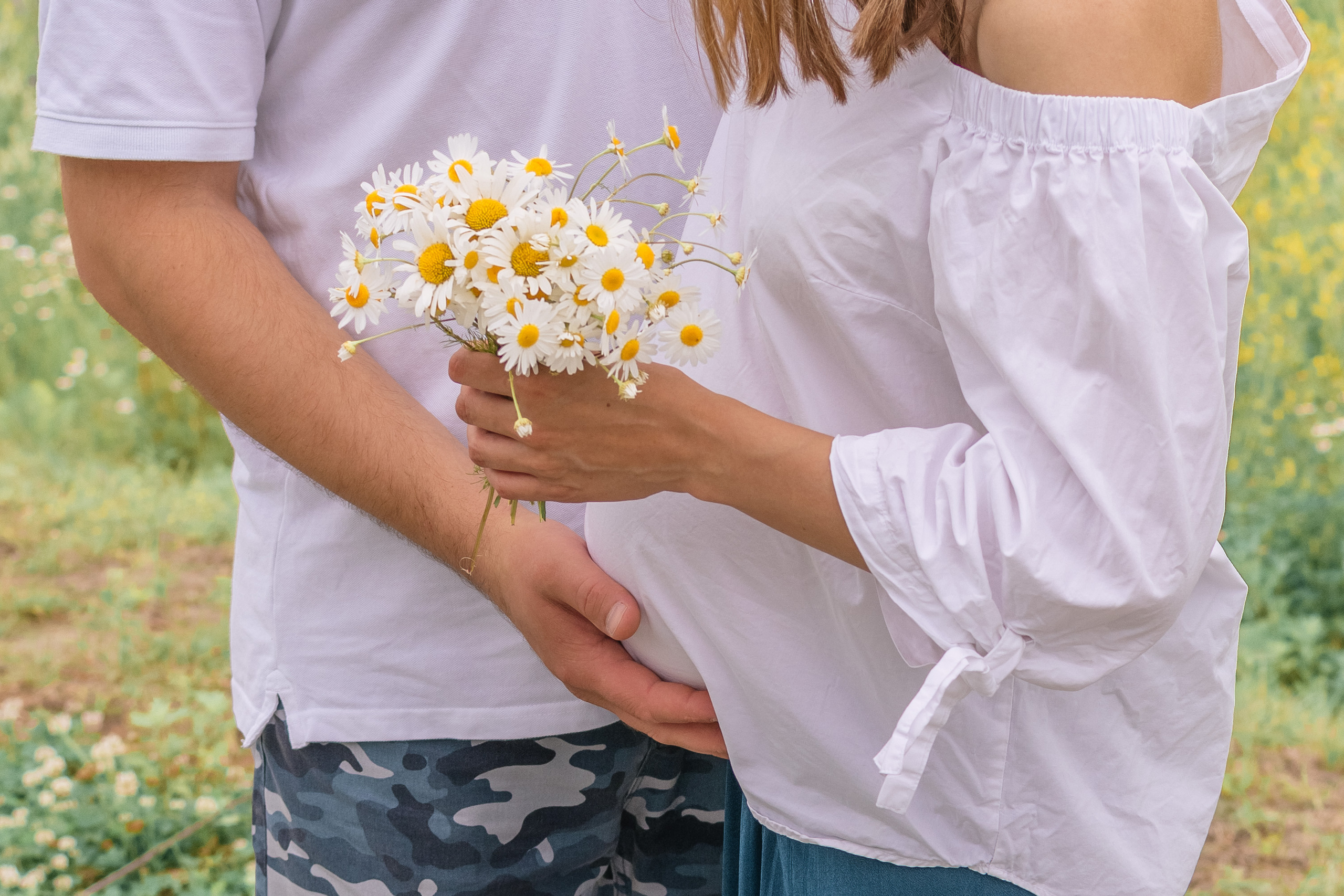 Фотосессия беременности на природе