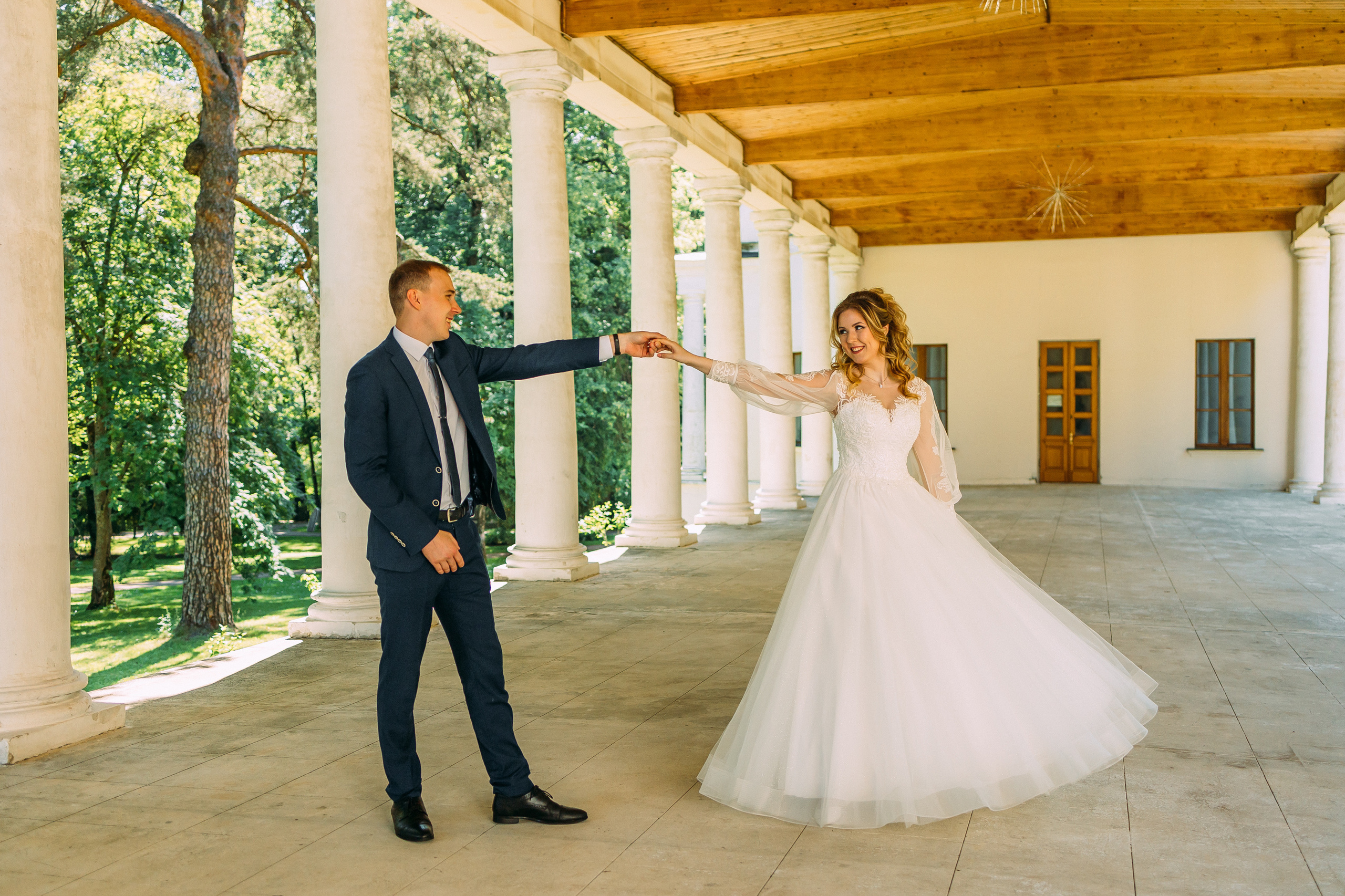 Свадебный день Саши и Саши в Усадьбе Остафьево. Семейный Фотограф в Москве Евгения Симоненко