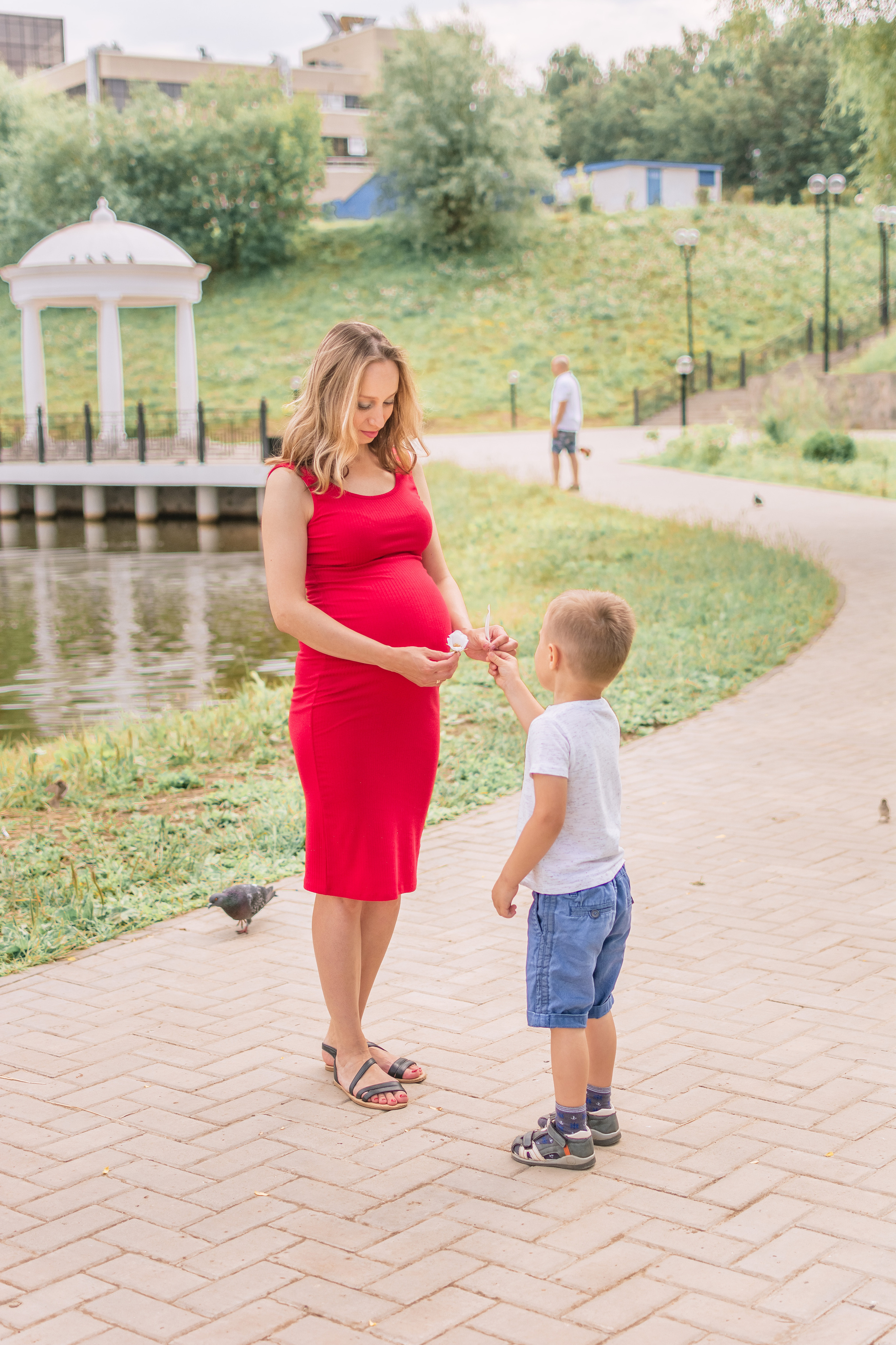 Фотосессия беременности на природе