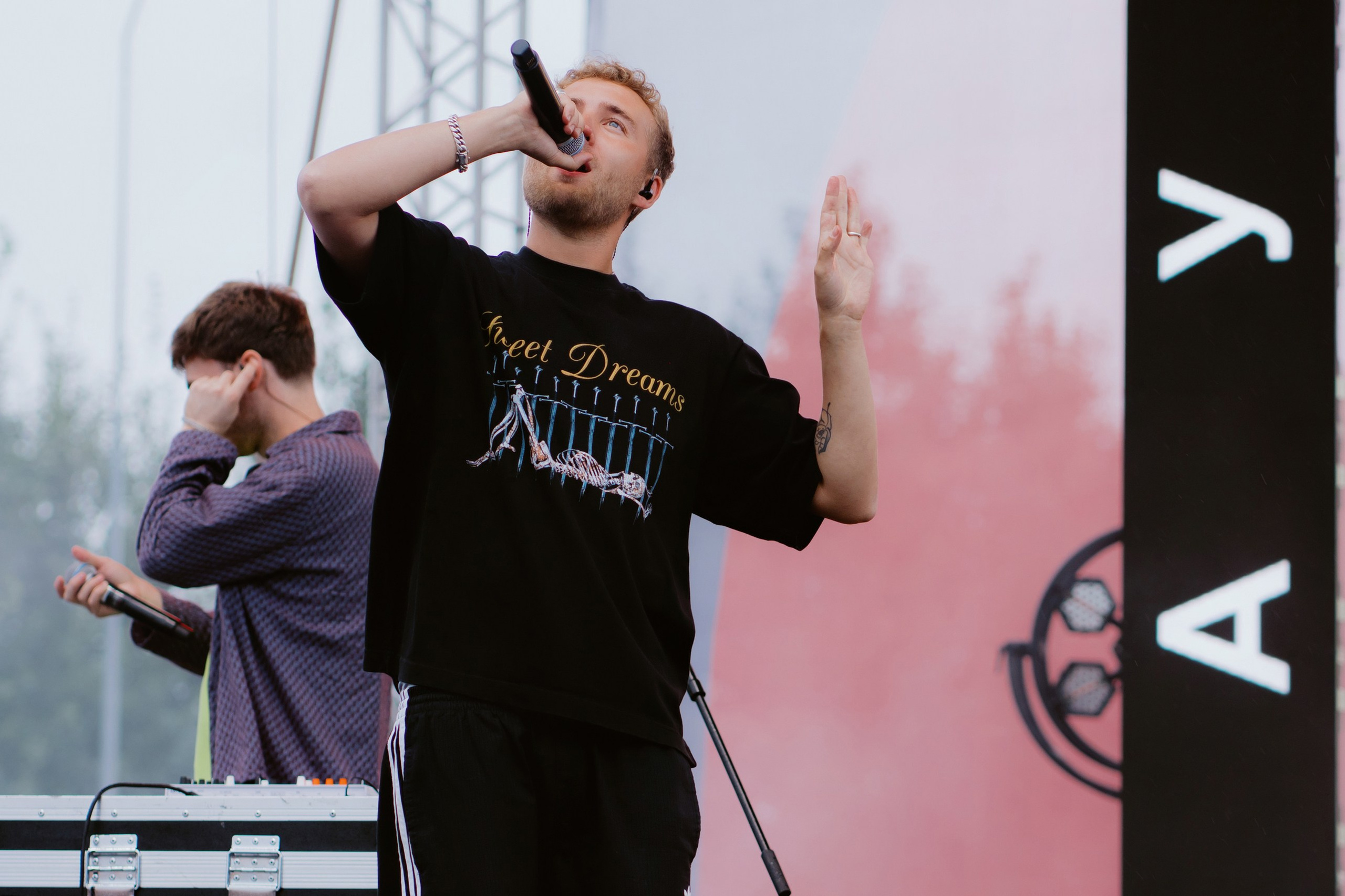 Dvor mega music festival. Photographer — ERASTOV