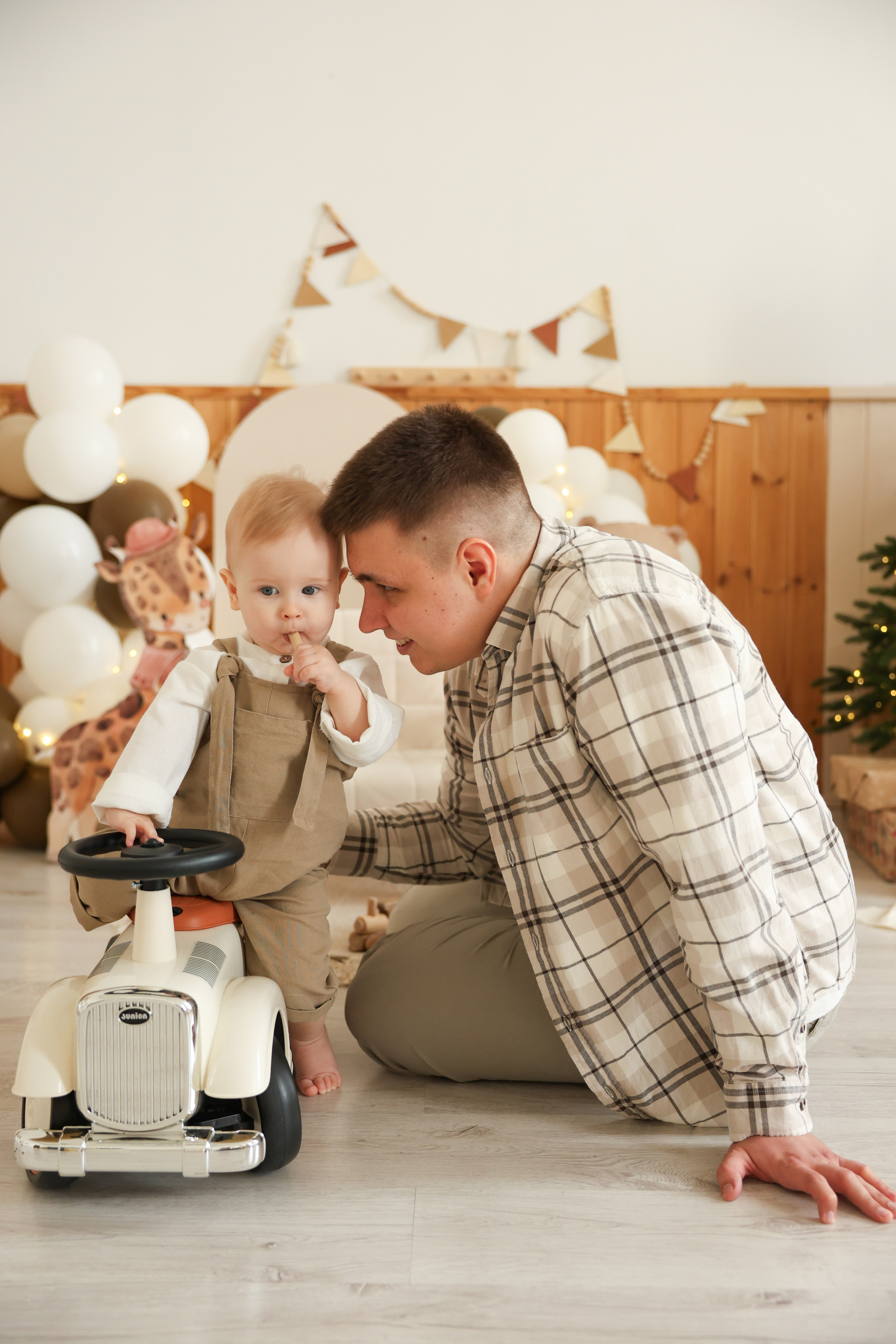 One year. Kharchenkotatianaweddingphoto