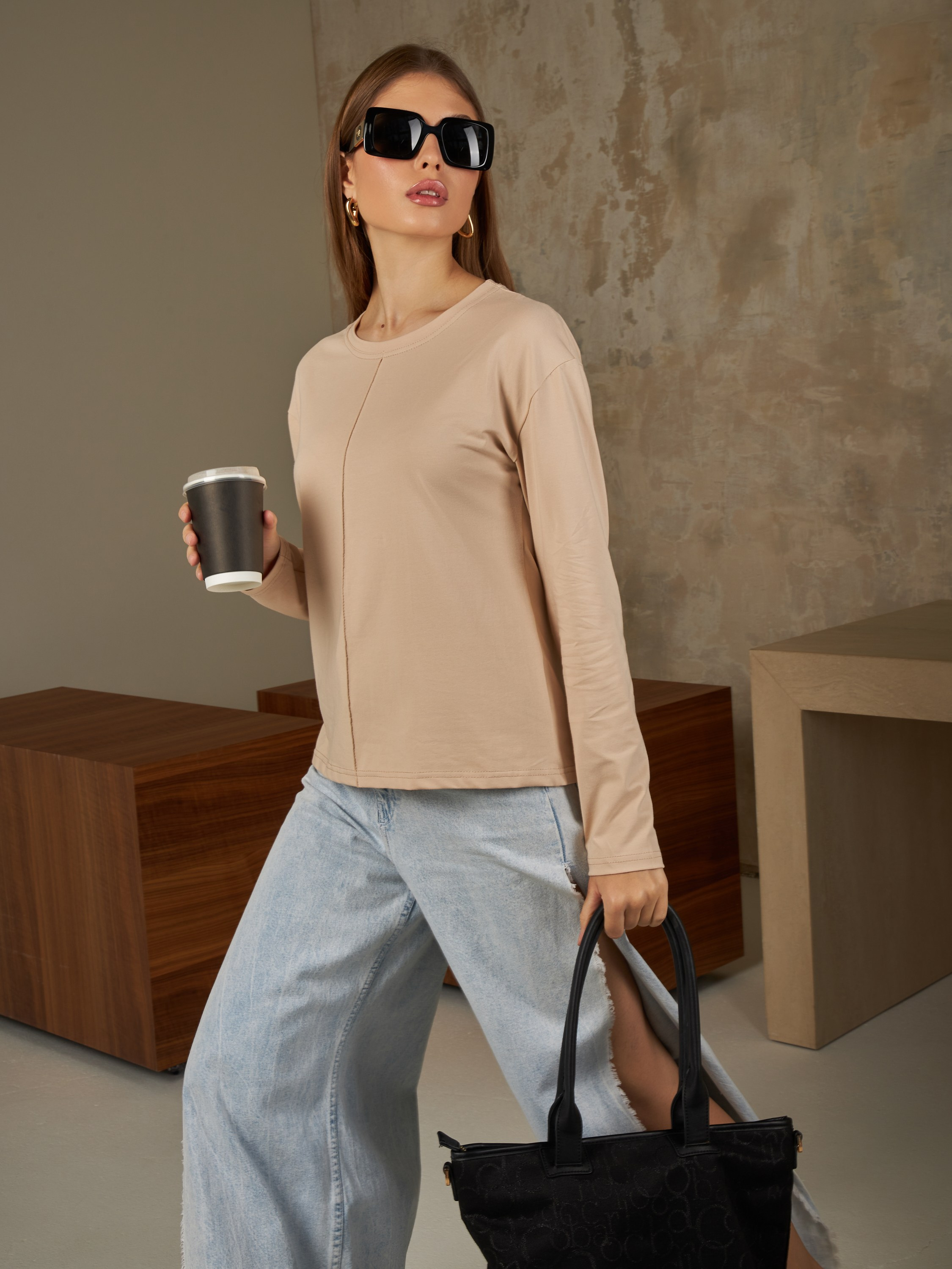 Одежда /маркетплейсы. Рекламный фотограф Ушаков Константин в Краснодаре