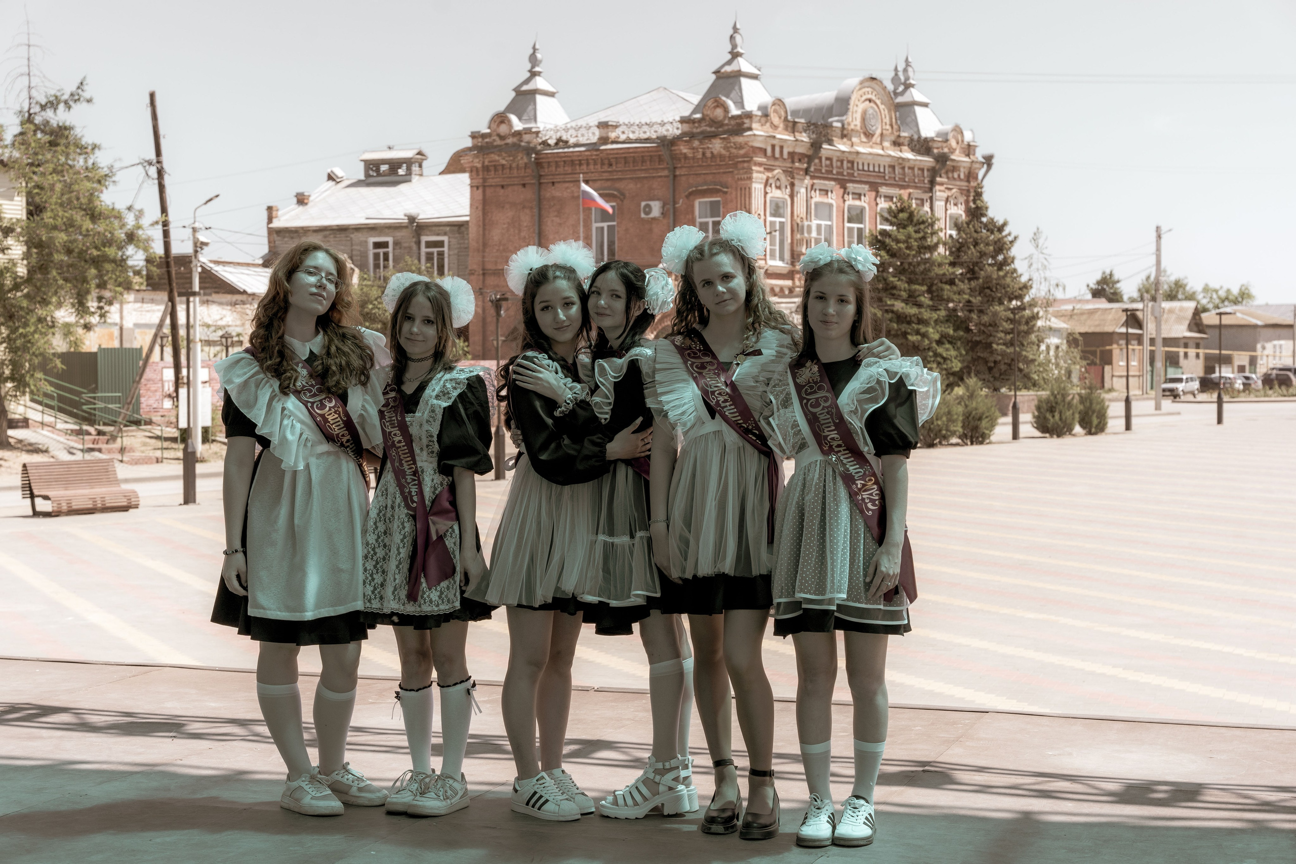 Прощай, школа, здравствуй, мир! Последний звонок и выпускной 9 А» класса. Фотограф |Ленинск, Волжский, Волгоград| Наталья Савилова