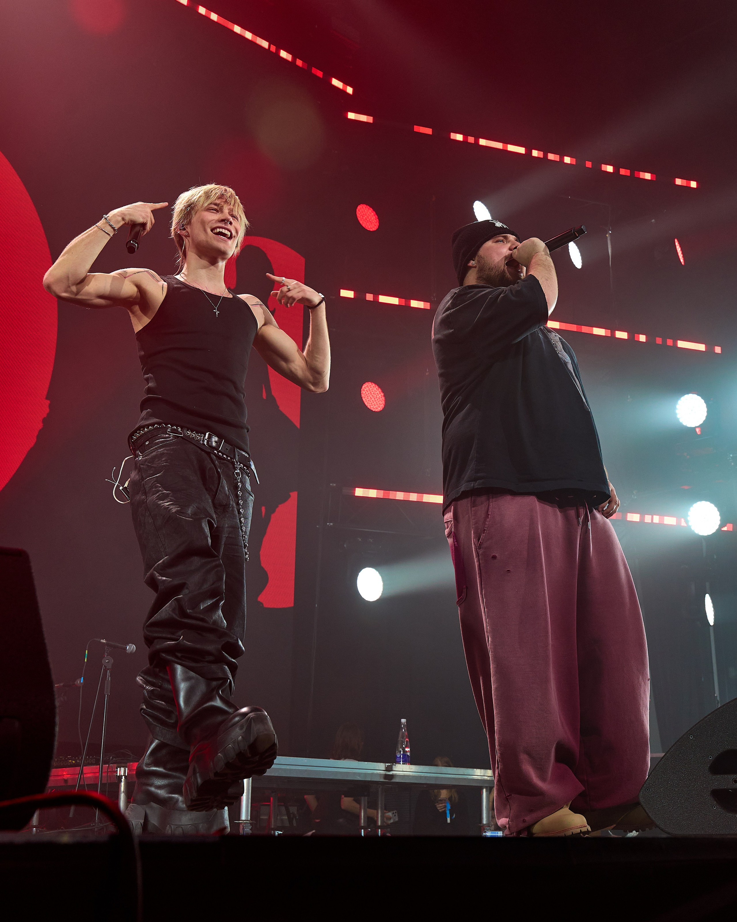 Nkeei, Unique, Artem Shilovets. Святослав Лебедев | Рекламный фотограф — Коммерческая съемка, Арт-дирекшн, AI-интеграция