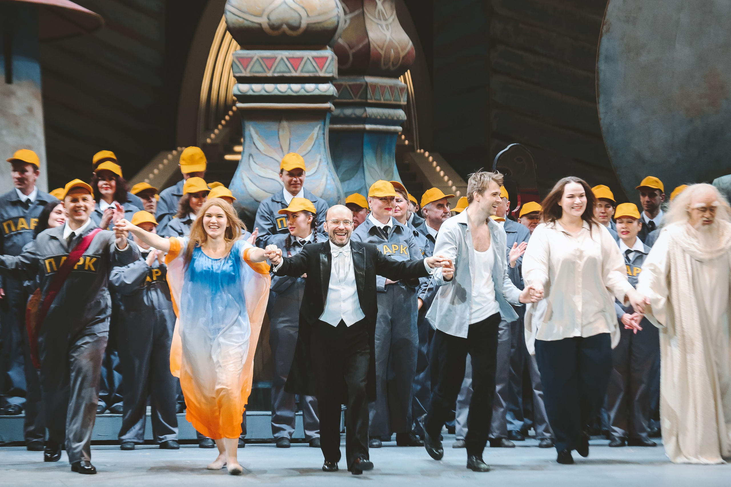 Парк древнерусского периода: премьера «Садко» Чернякова в Большом театре. Дарья Письменюк / Darya Leitstern — фотограф, музыкант, журналист, путешественник