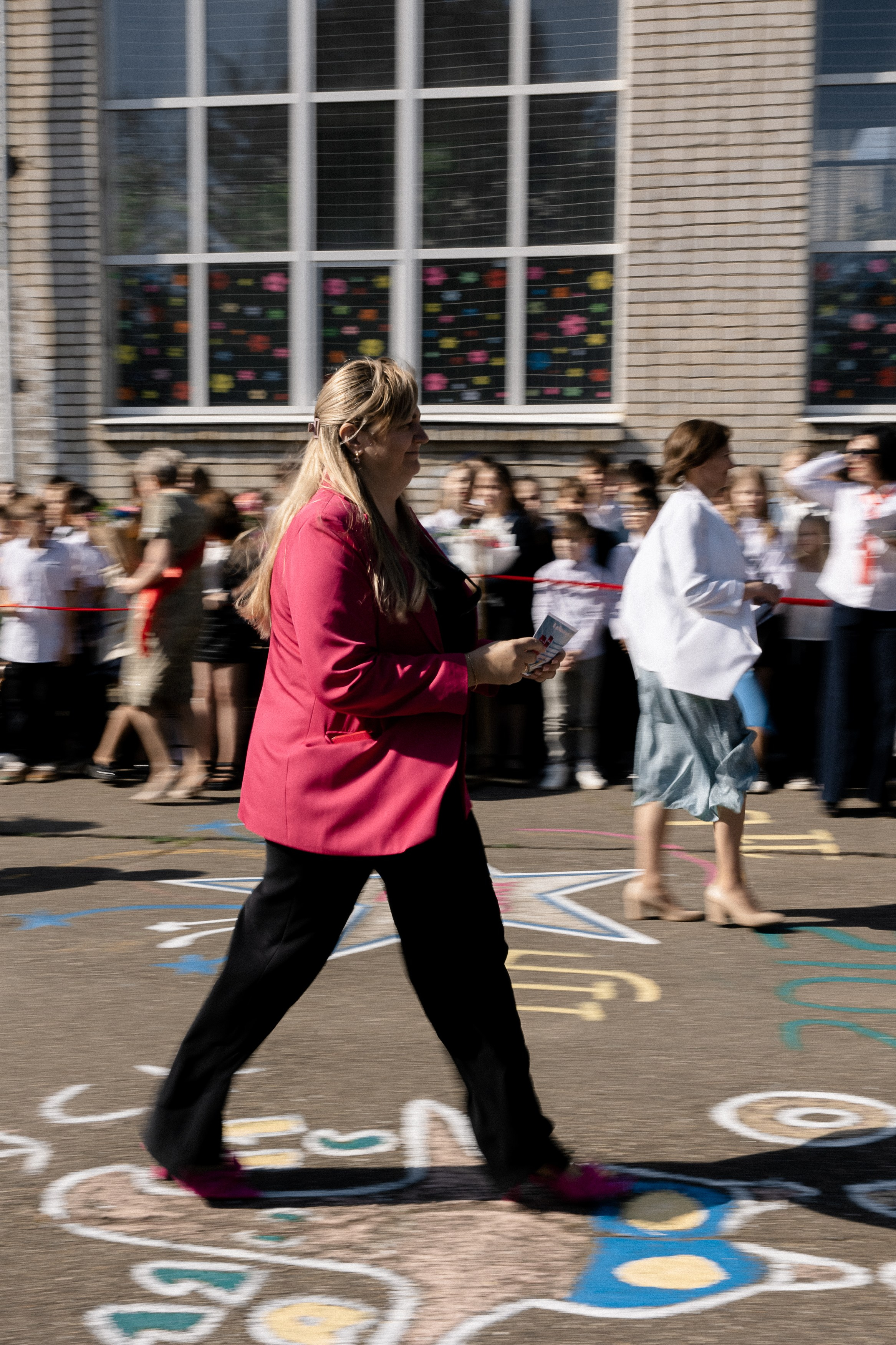 Последний звонок — линейка. Свадебный фотограф Роман Еремеев