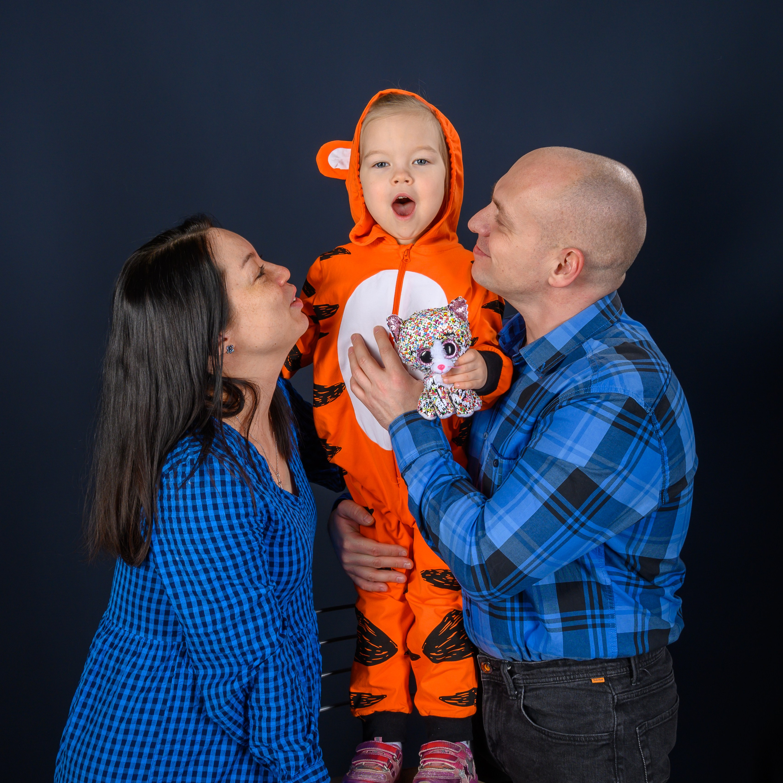 Семейная Фотосессия. Фотограф Андрей Зикеев, фотостудия AzArt Studio в Москве