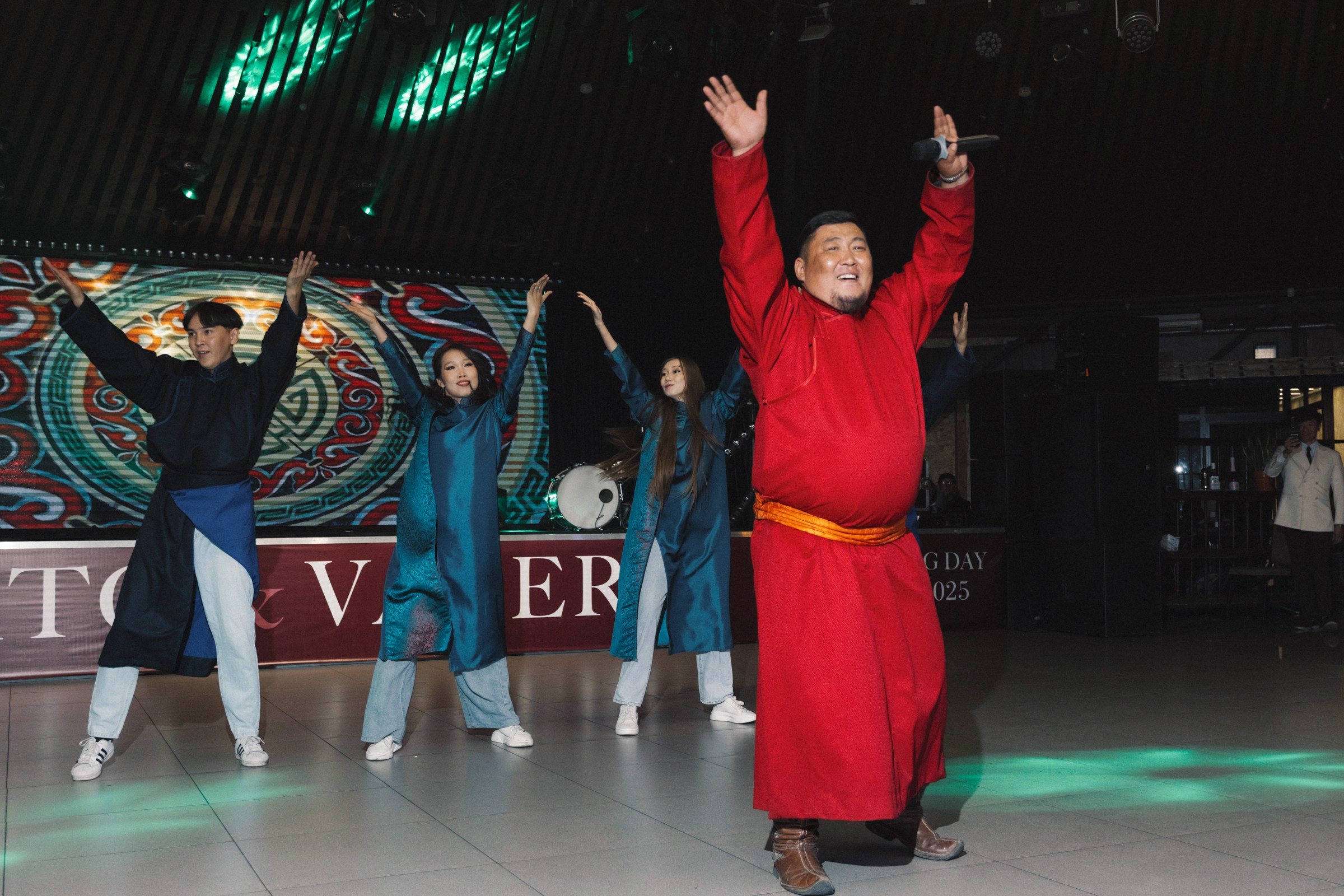 Бато и Валерия. Фотограф Улан-Удэ