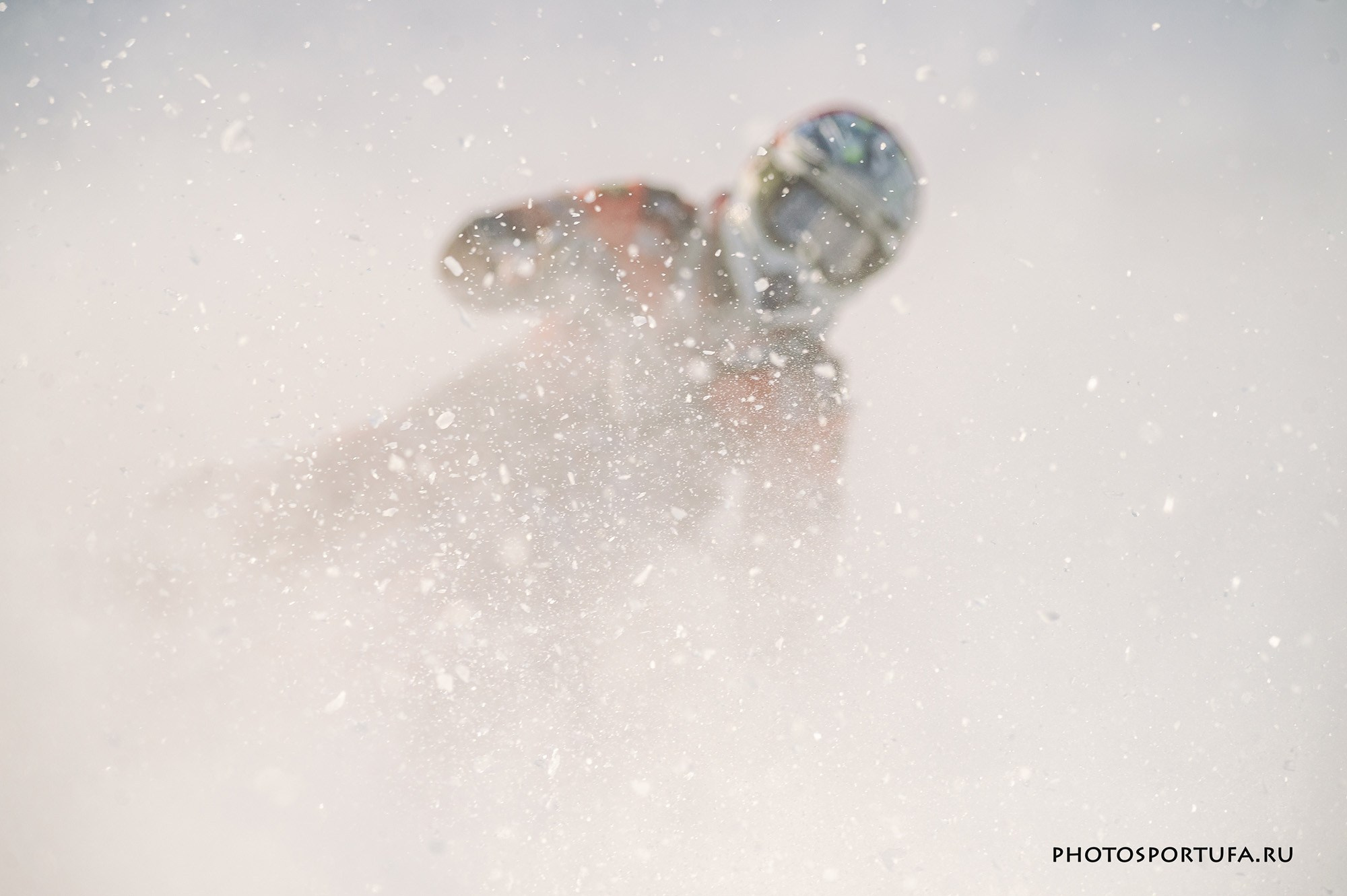 Мотогонку на льду. Спортивный фотограф в Уфе Евгений Буров